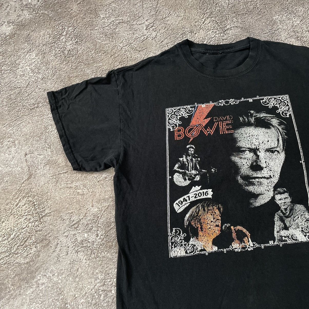 Vintage Vintage 2000s Graphic Tee Bowie Horror Punk Faded Black M Size US M / EU 48-50 / 2 - 4 Thumbnail