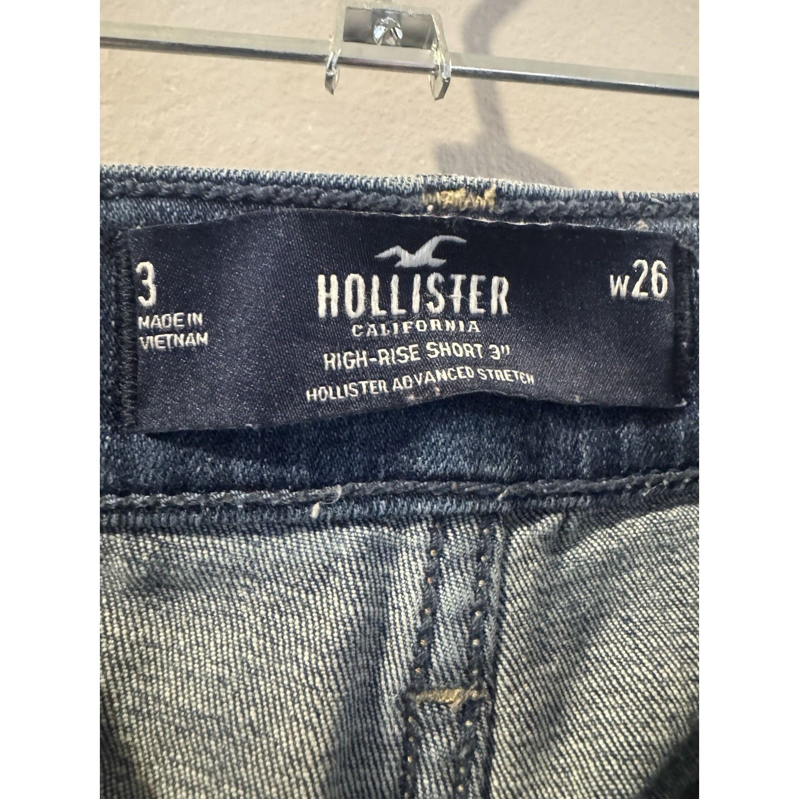 Hollister Hollister Women's Denim High-Rise Short 3 Advanced Stretch, Size 26" / US 2 / IT 38 - 7 Thumbnail