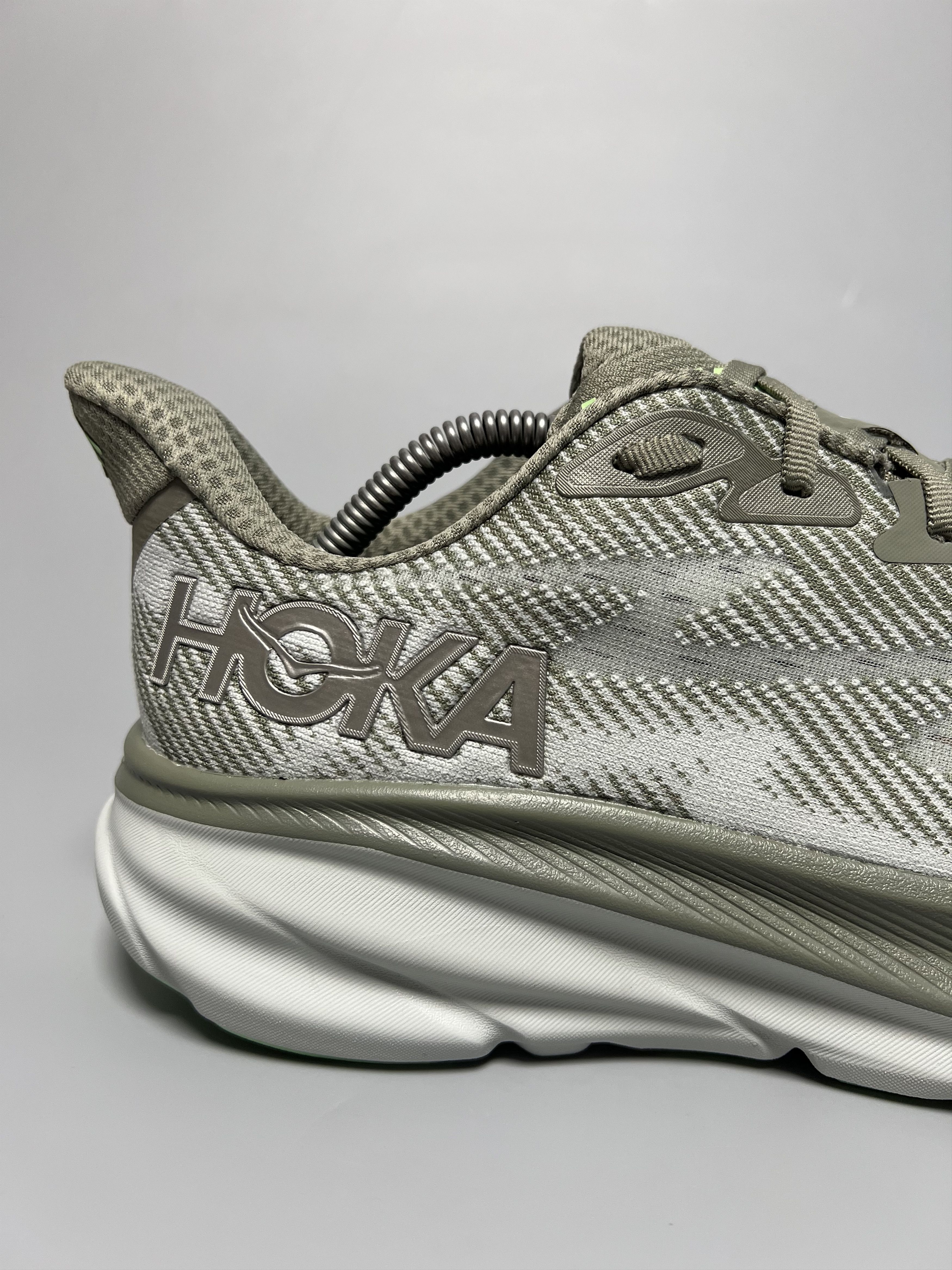 Hoka 9D Hoka One One Clifton 9 Running Shoes Walking Gym Size US 9 / EU 42 - 12 Thumbnail