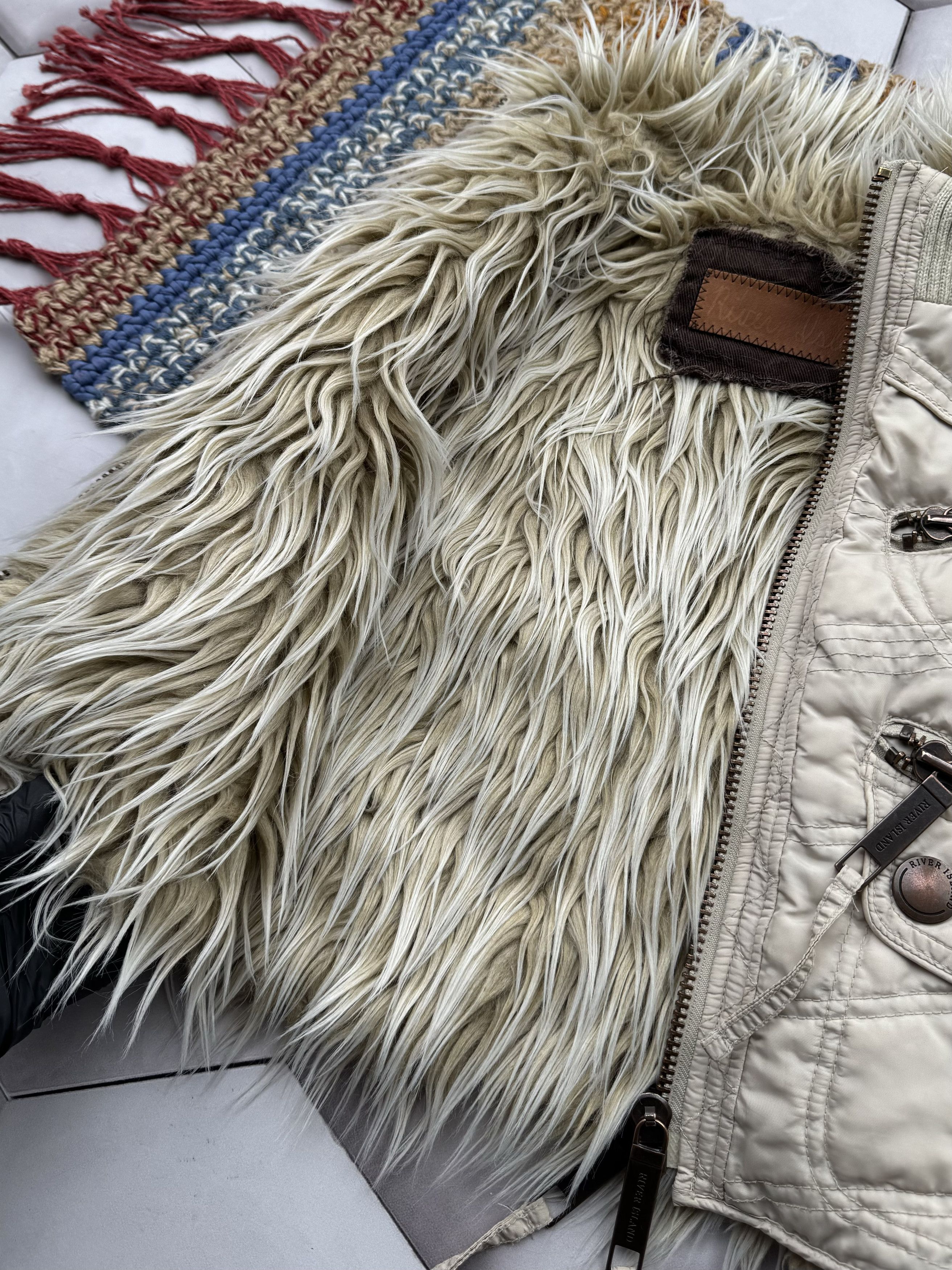 Japanese Brand Vintage Vest With Many Zipped and Faux Fur (E4) Size S / US 4 / IT 40 - 3 Thumbnail