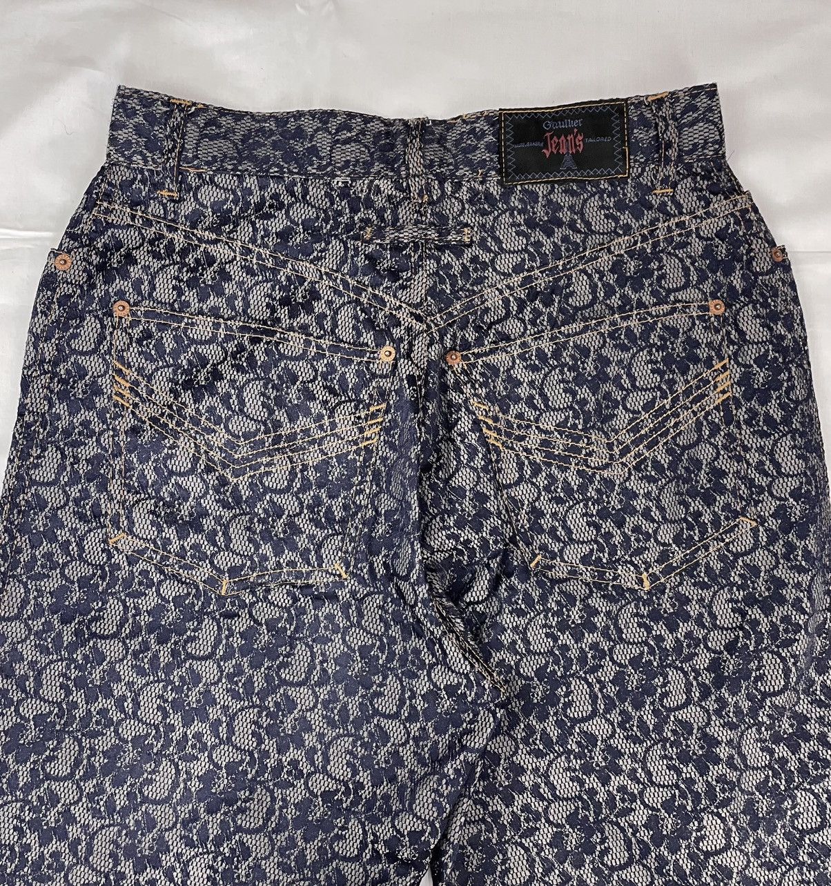 Jean Paul Gaultier 1998 Jean Paul Gaultier Lace Floral Pants Jeans Vintage Size 30" / US 8 / IT 44 - 10 Thumbnail
