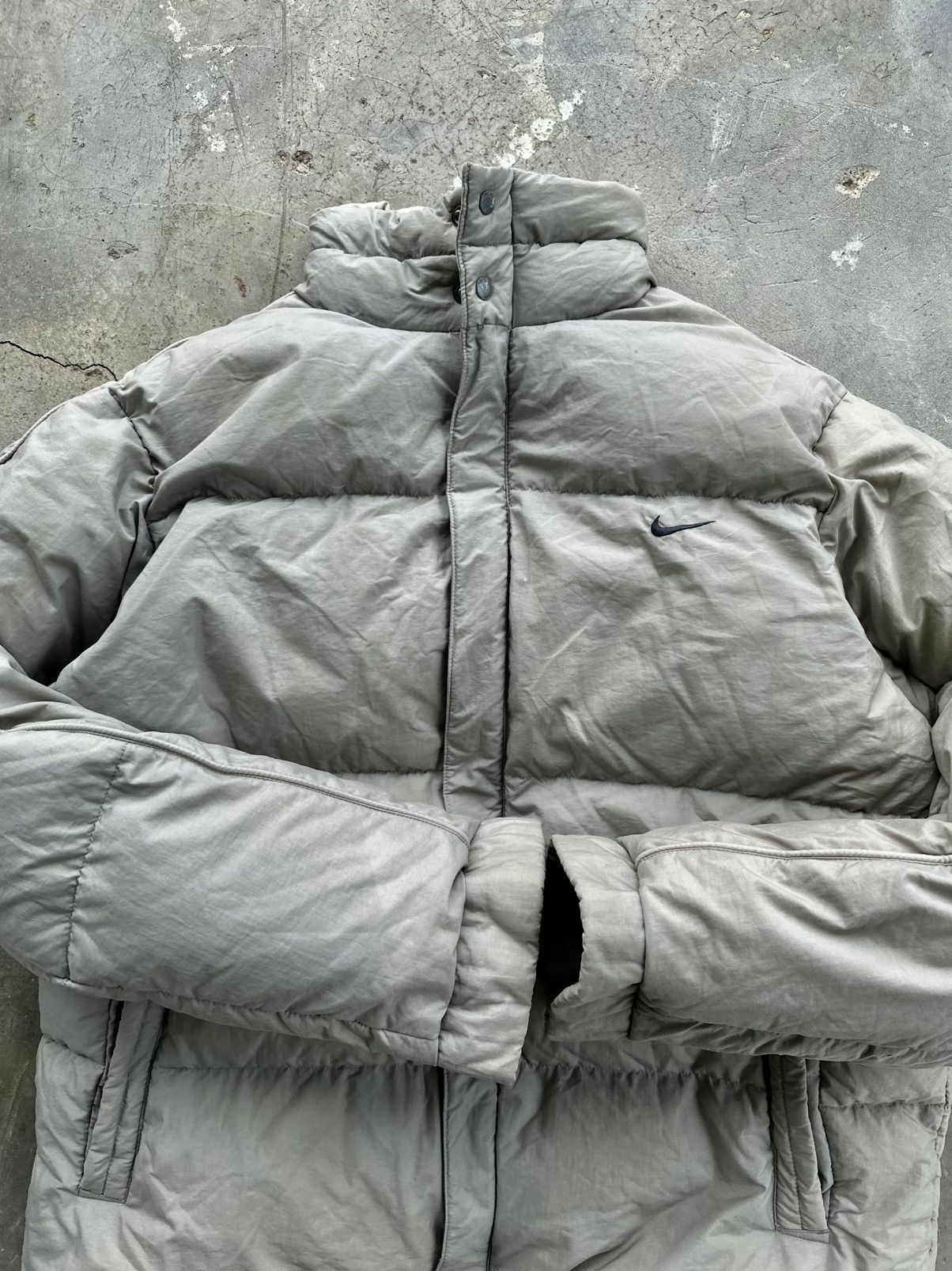 Nike 00’s Nike Puffer Beige Vintage Size US XL / EU 56 / 4 - 8 Thumbnail