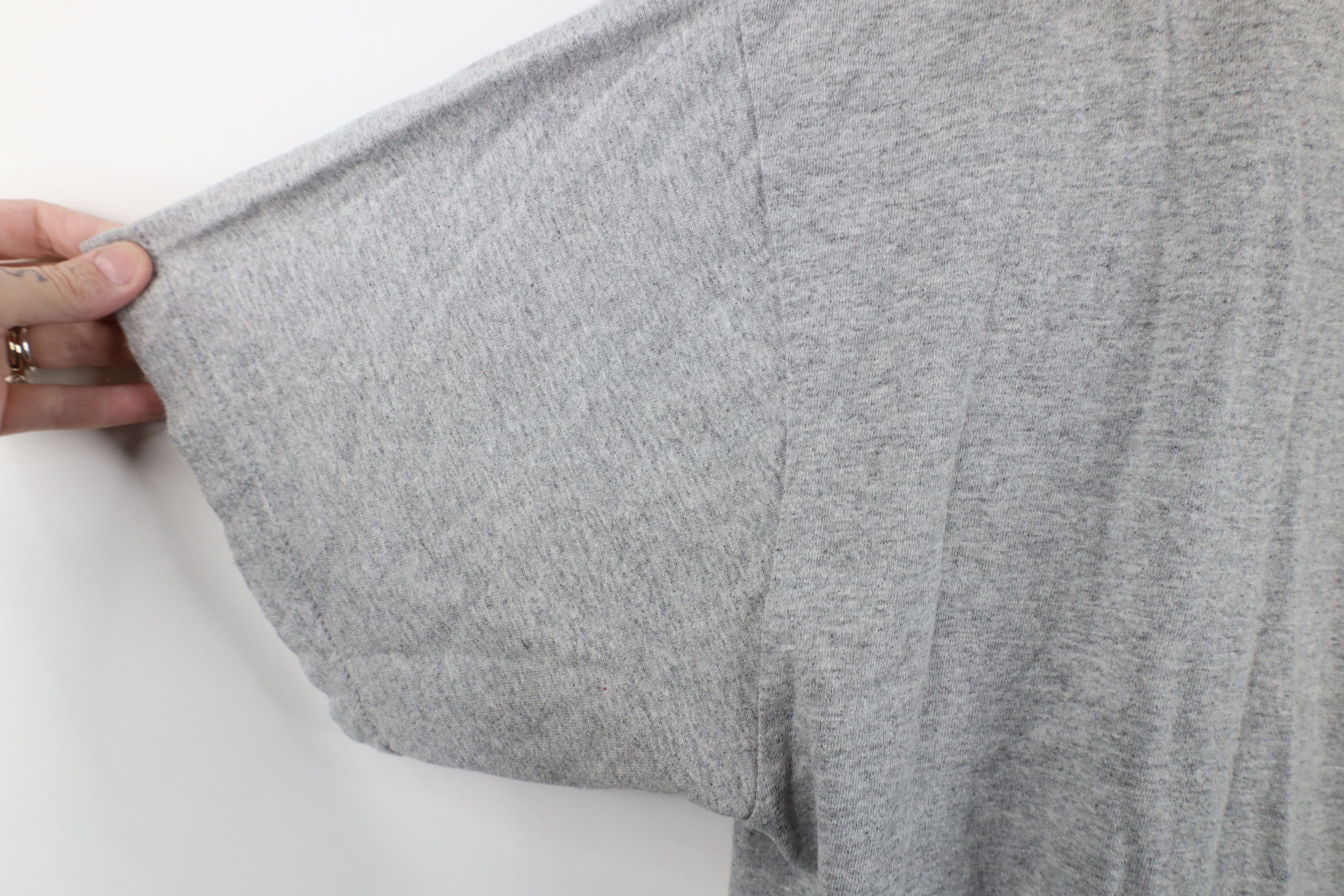 Nike Vintage Y2K Nike Scott Mini Swoosh T-Shirt Heather Gray Size US L / EU 52-54 / 3 - 8 Thumbnail