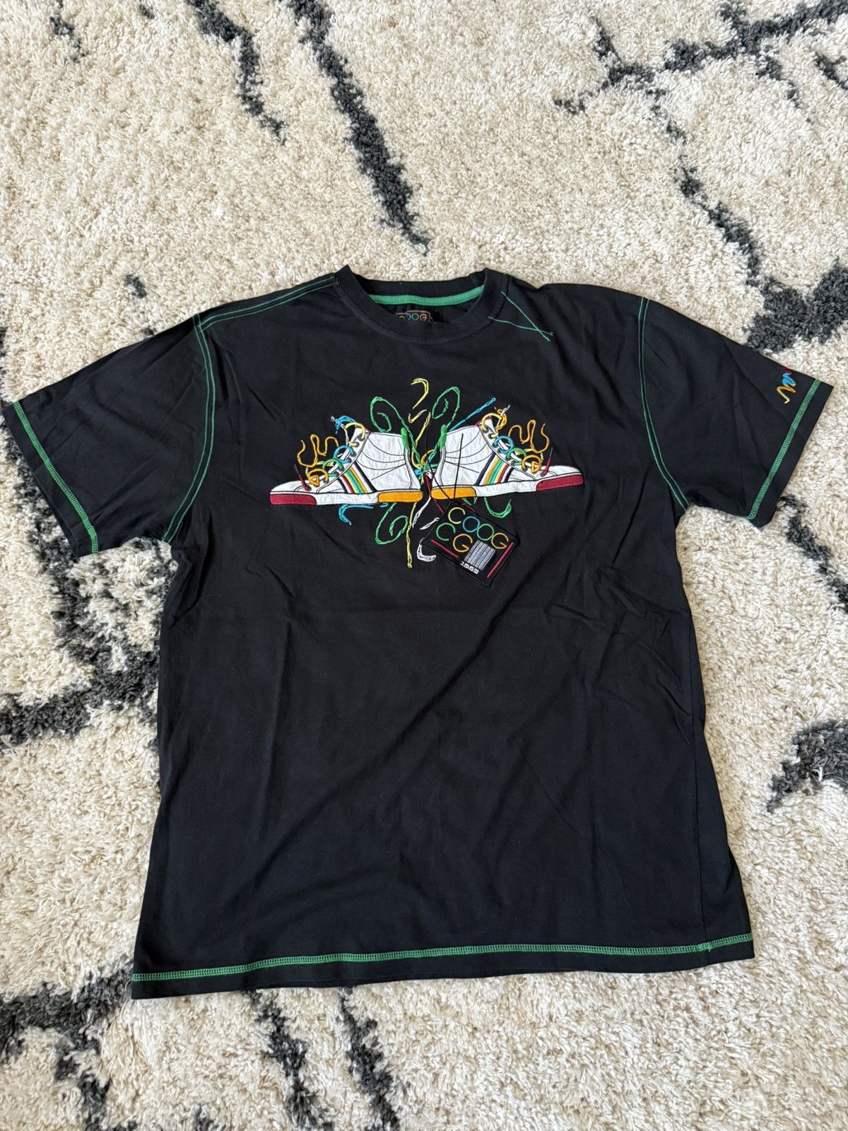 Coogi × Vintage Coogi Sneaker T-Shirt Size US XXL / EU 58 / 5 - 1 Thumbnail