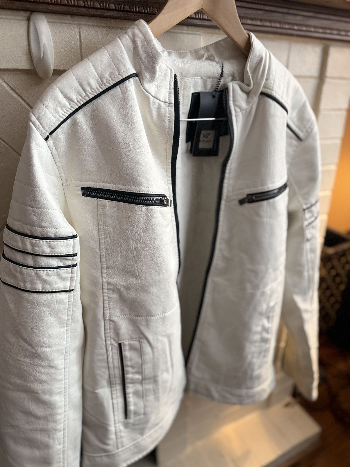 Other Vintage white Leather jacket Size US M / EU 48-50 / 2 - 1 Thumbnail