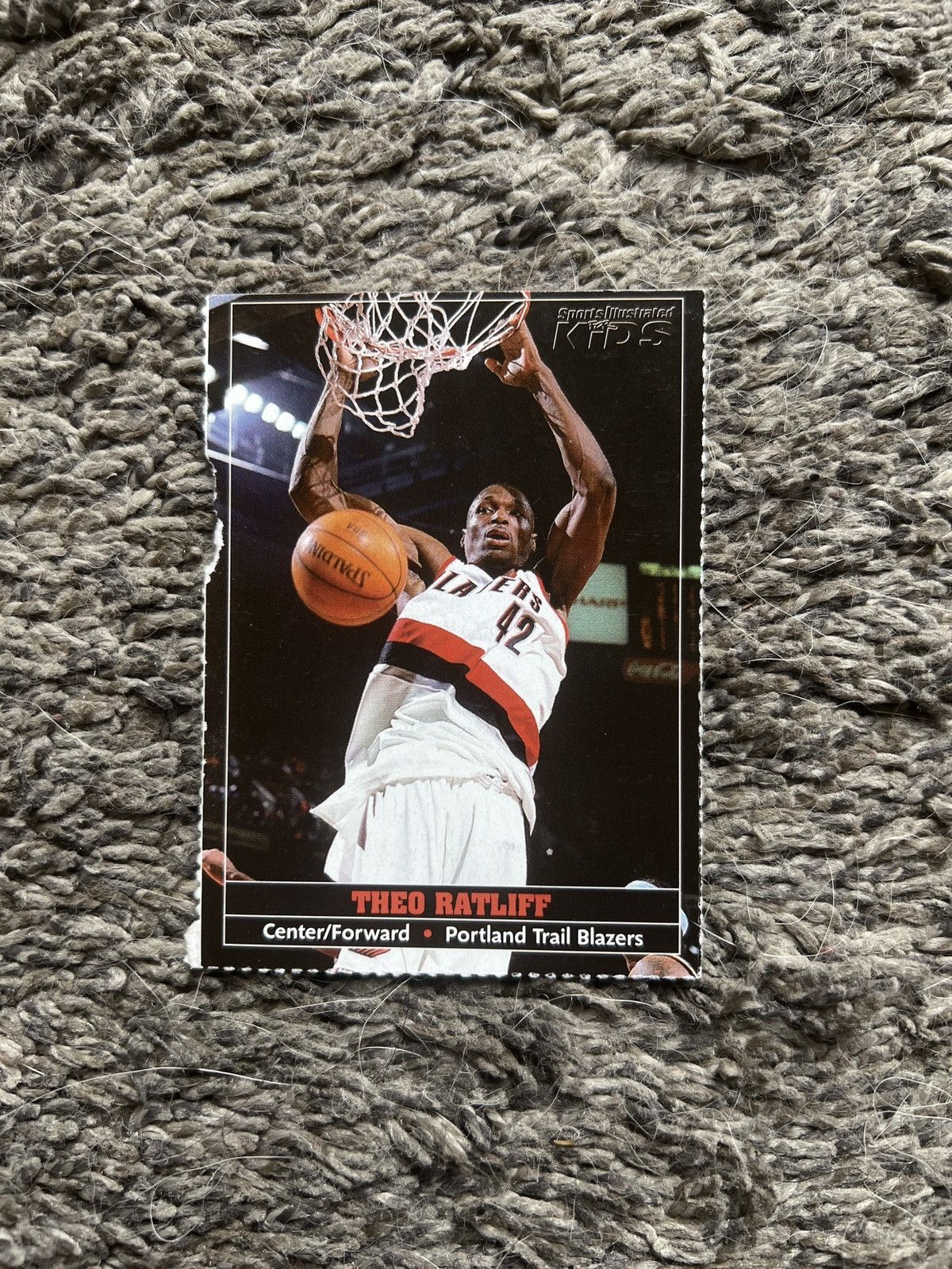 NBA 2004 Sports Illustrated For Kids #397 Theo Ratliff Card Size ONE SIZE - 1 Thumbnail