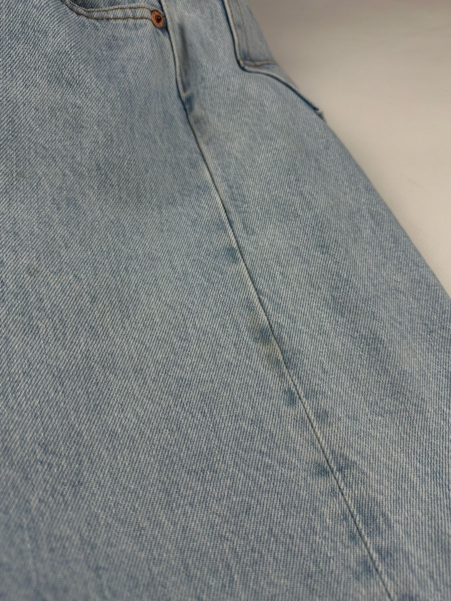 Levi's Vintage 90s Levi’s Washed Blue Denim Jeans Size US 30 / EU 46 - 7 Thumbnail