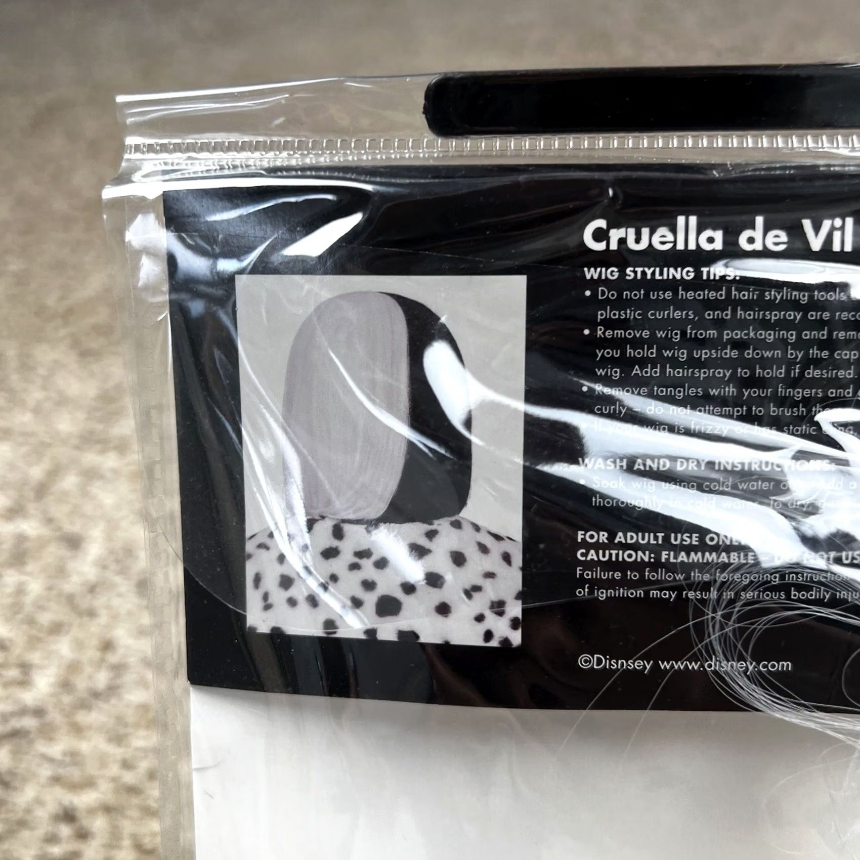 ESPIRIT VINTAGE NEW Cruella de Vil Wig Cap Black White Halloween Costume Straight Hair Spirit Women Wig Cap Black White Halloween Women Size ONE SIZE - 5 Thumbnail