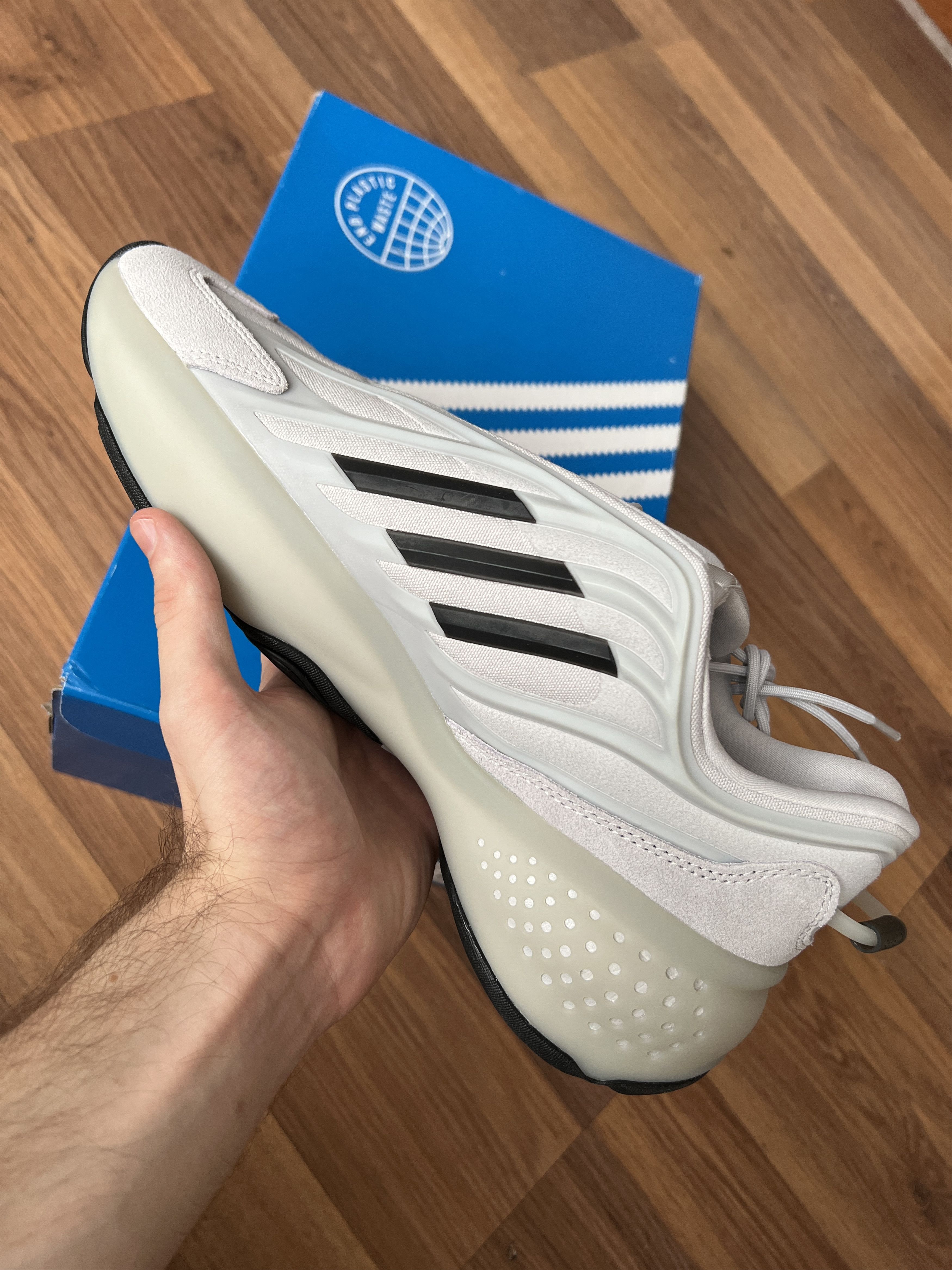 Adidas 💲NEW💲Adidas OZRAH GX1876 10 US size 43 EU Size US 10 / EU 43 - 5 Thumbnail