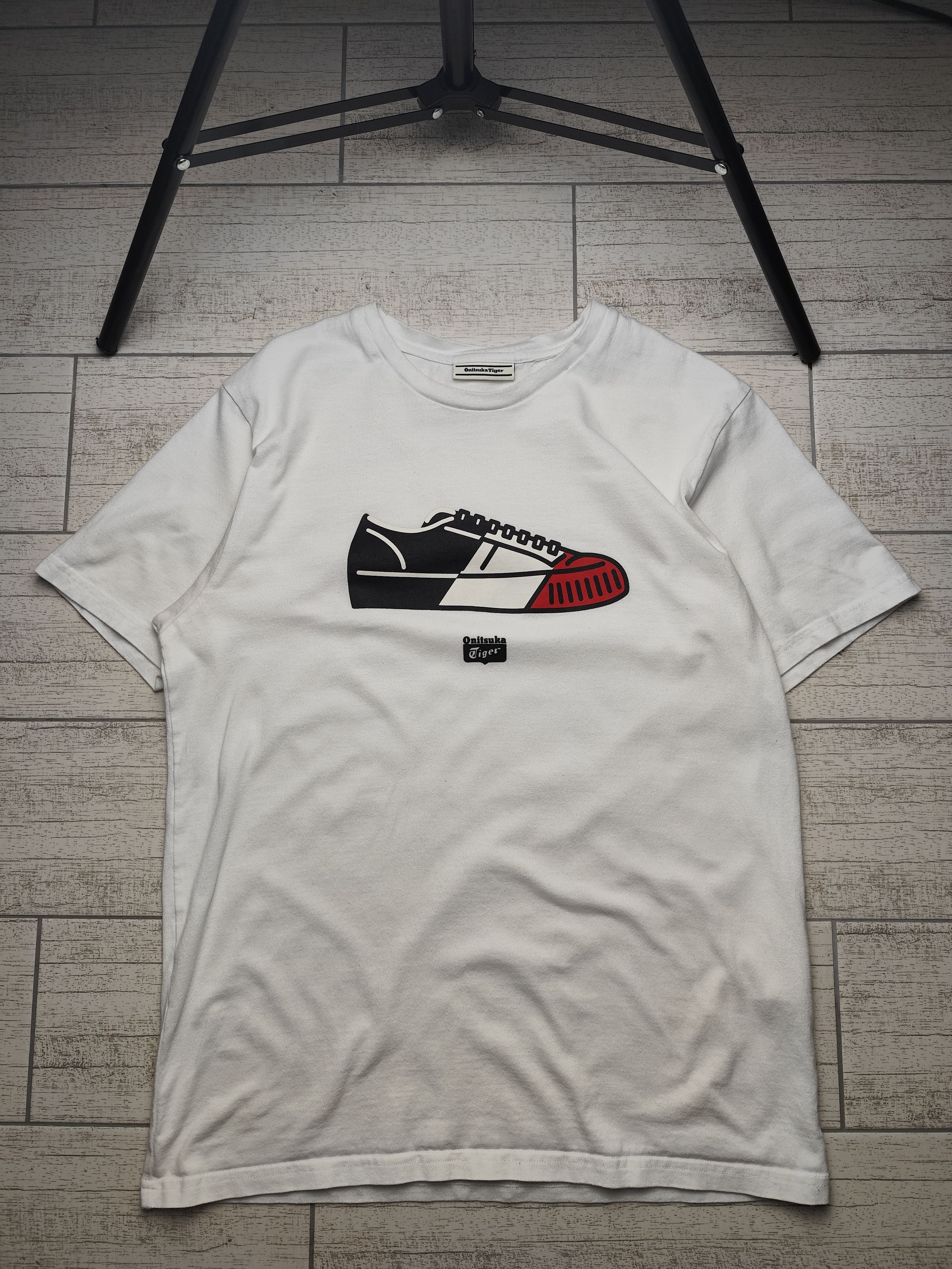 Onitsuka Tiger × Vintage Vintage streetwear y2k designer Onitsuka Tiger T Shirt Size US M / EU 48-50 / 2 - 1 Thumbnail
