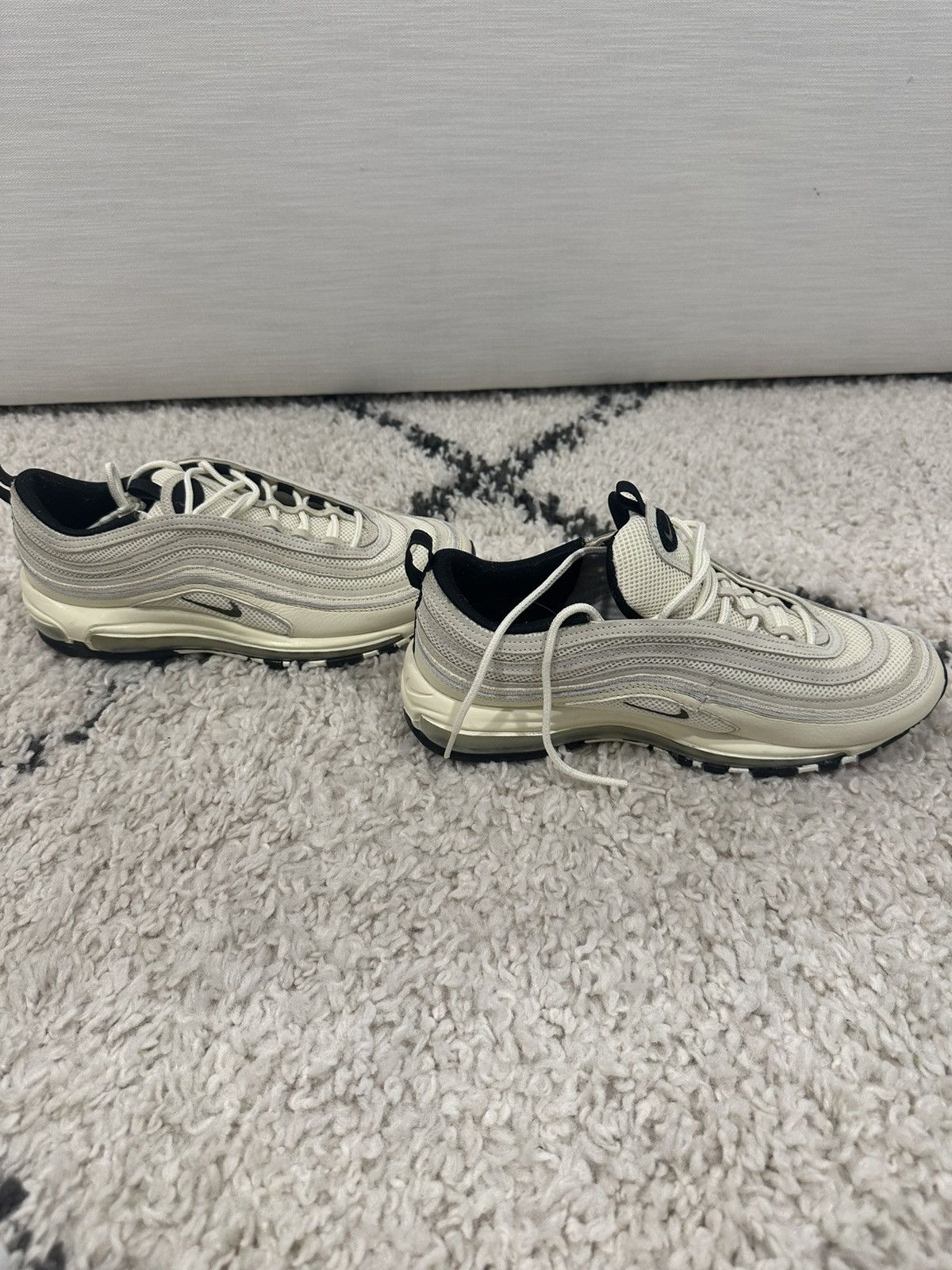 Nike Airmax Size US 9.5 / EU 42-43 - 3 Thumbnail