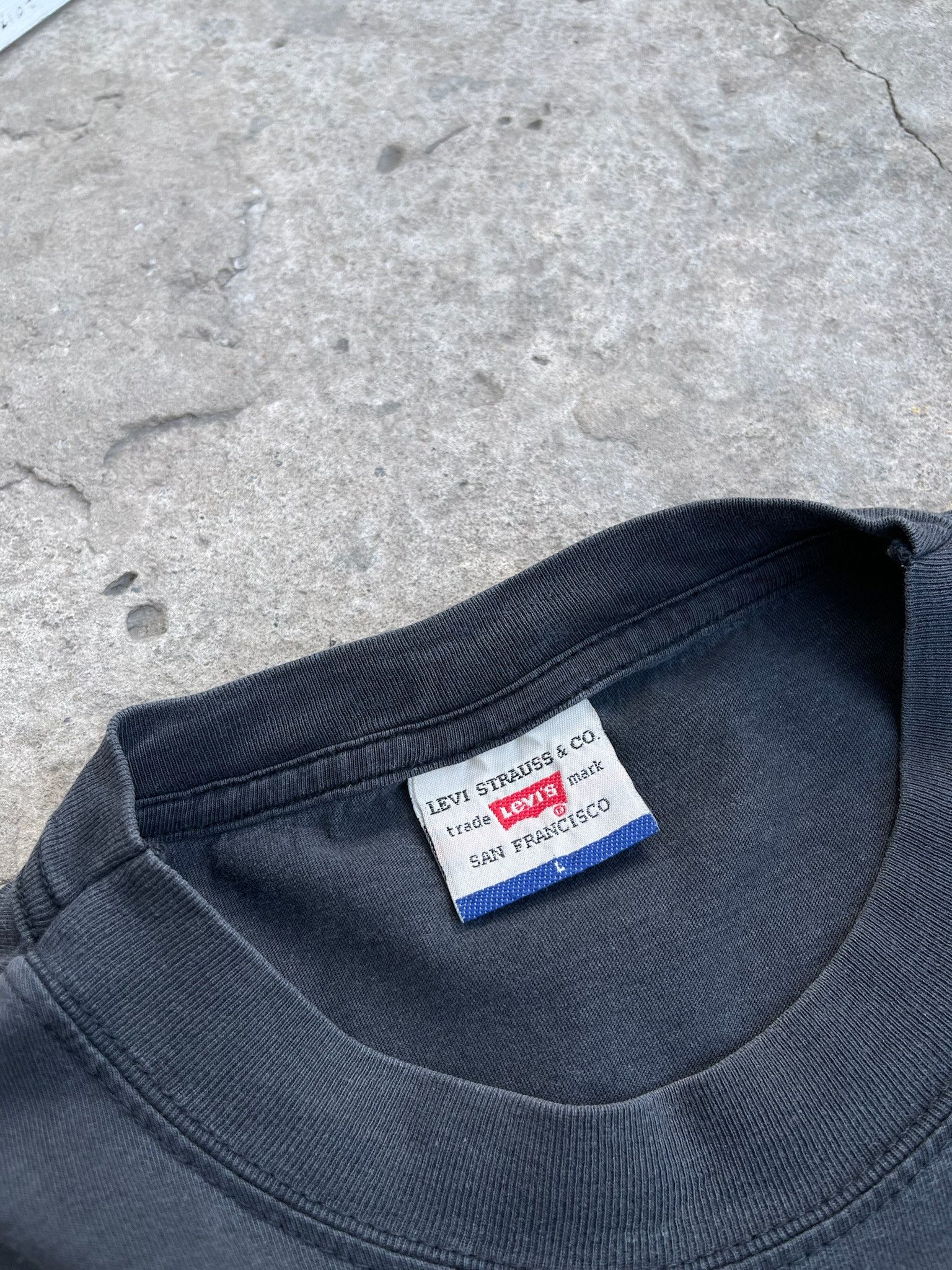 Levi's Vintage 80s-90s Levi’s 501 American T-shirt Size US XL / EU 56 / 4 - 8 Thumbnail