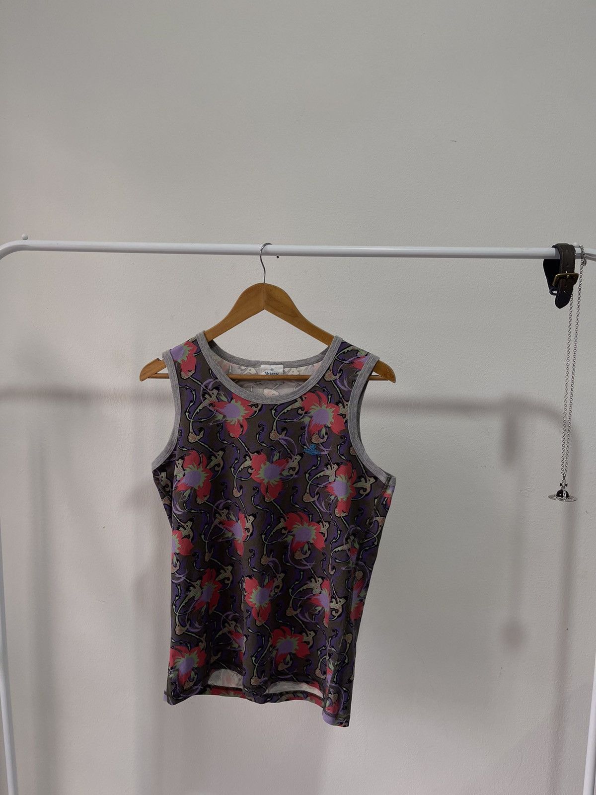 Vivienne Westwood Vivienne Westwood Fullprint Sleeveless Size US M / EU 48-50 / 2 - 3 Thumbnail