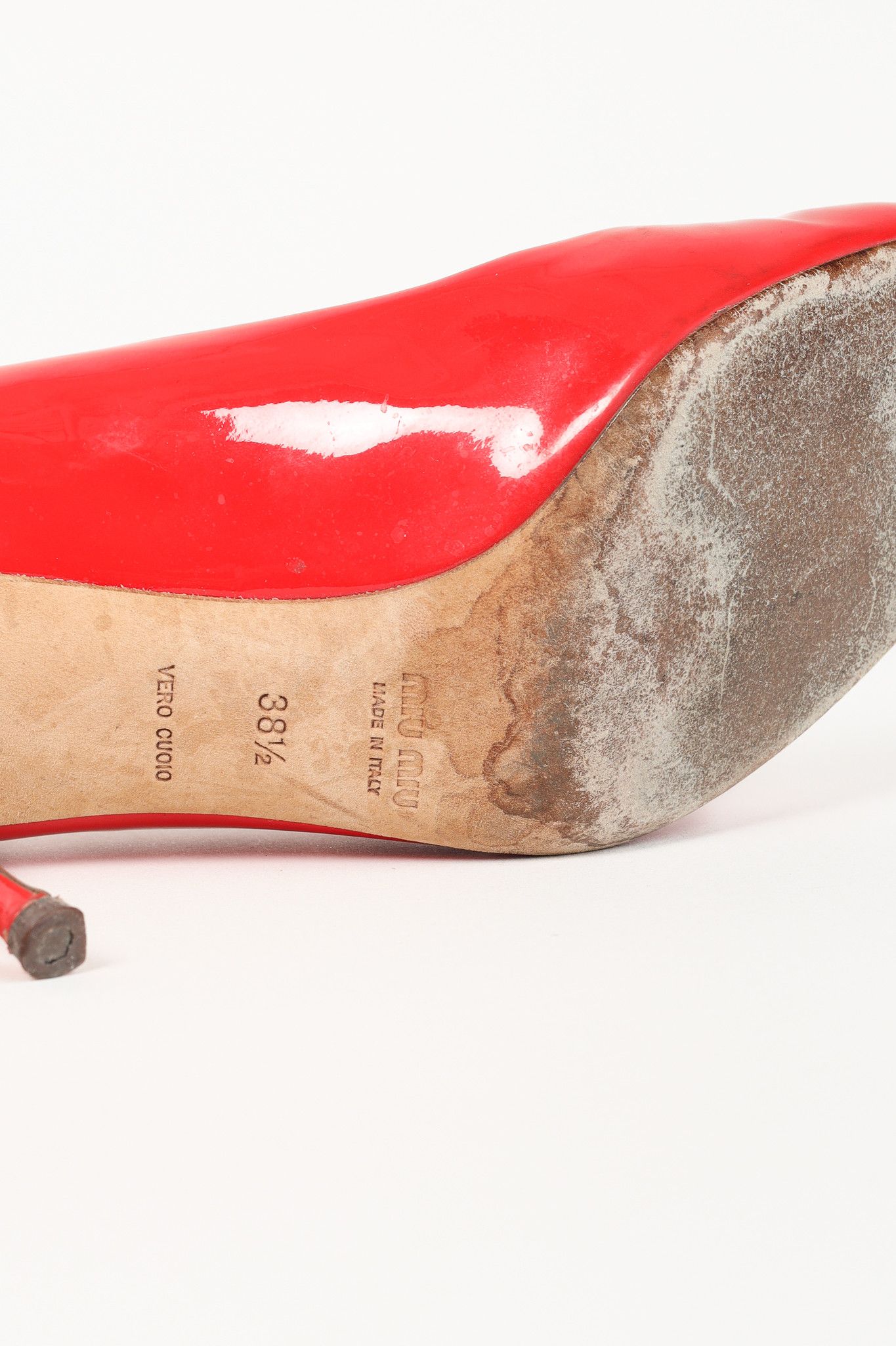 Miu Miu Miu Miu Red Patent-Leather Almond-Toe Pumps Size US 8 / IT 38 - 6 Thumbnail