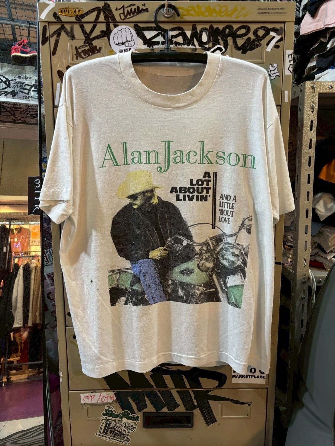 Band Tees Alan Jackson vintage tee 90’s Size US XL / EU 56 / 4 - 1 Thumbnail
