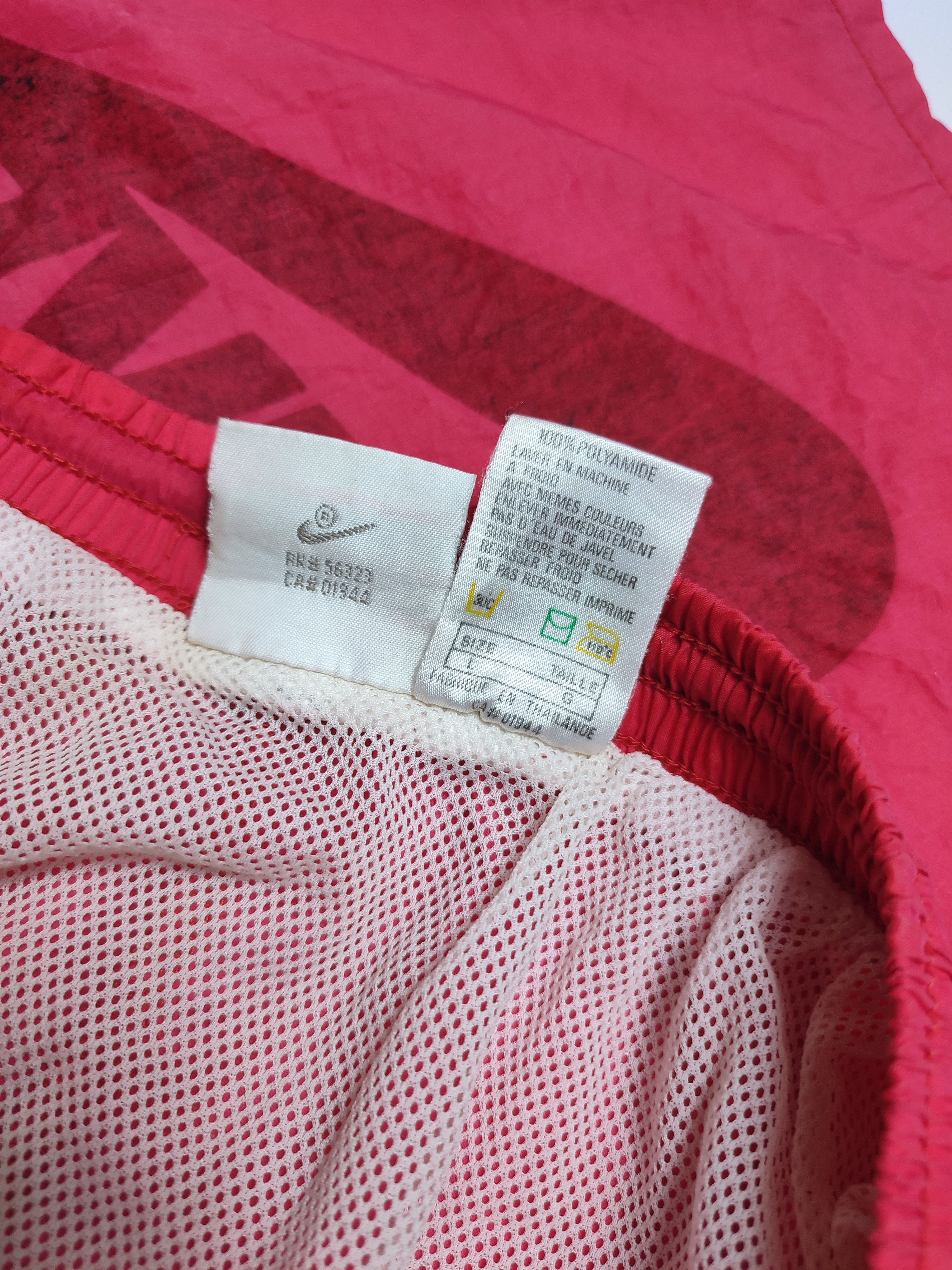 Nike 🔥Vintage Nike Nylon Pink shorts Size US 34 / EU 50 - 6 Thumbnail