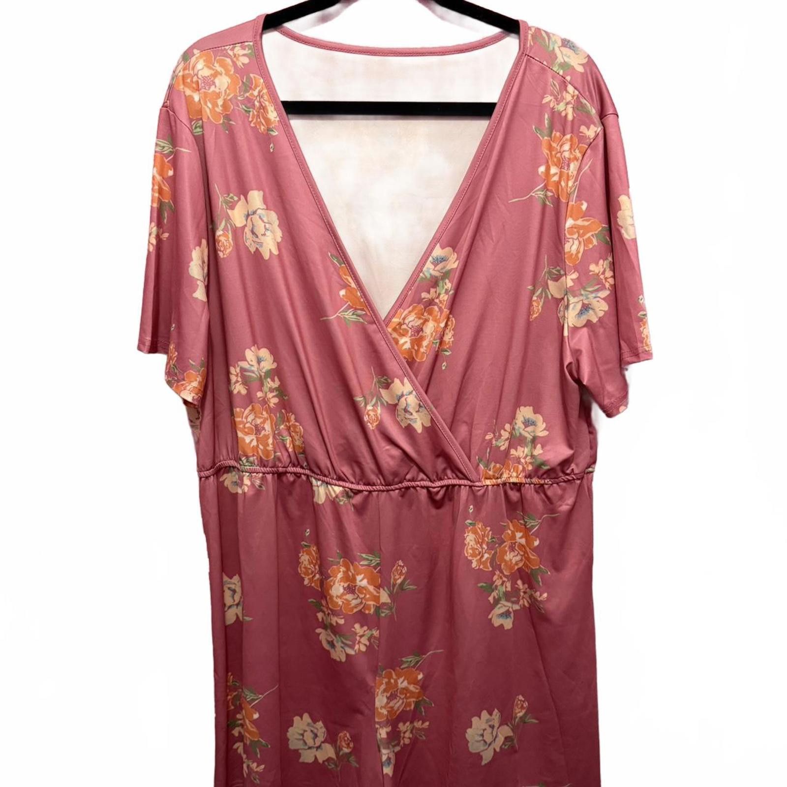 Designer Floral Wrap Romper with Belt in Blush Pink Size 30" / US 8 / IT 44 - 2 Thumbnail