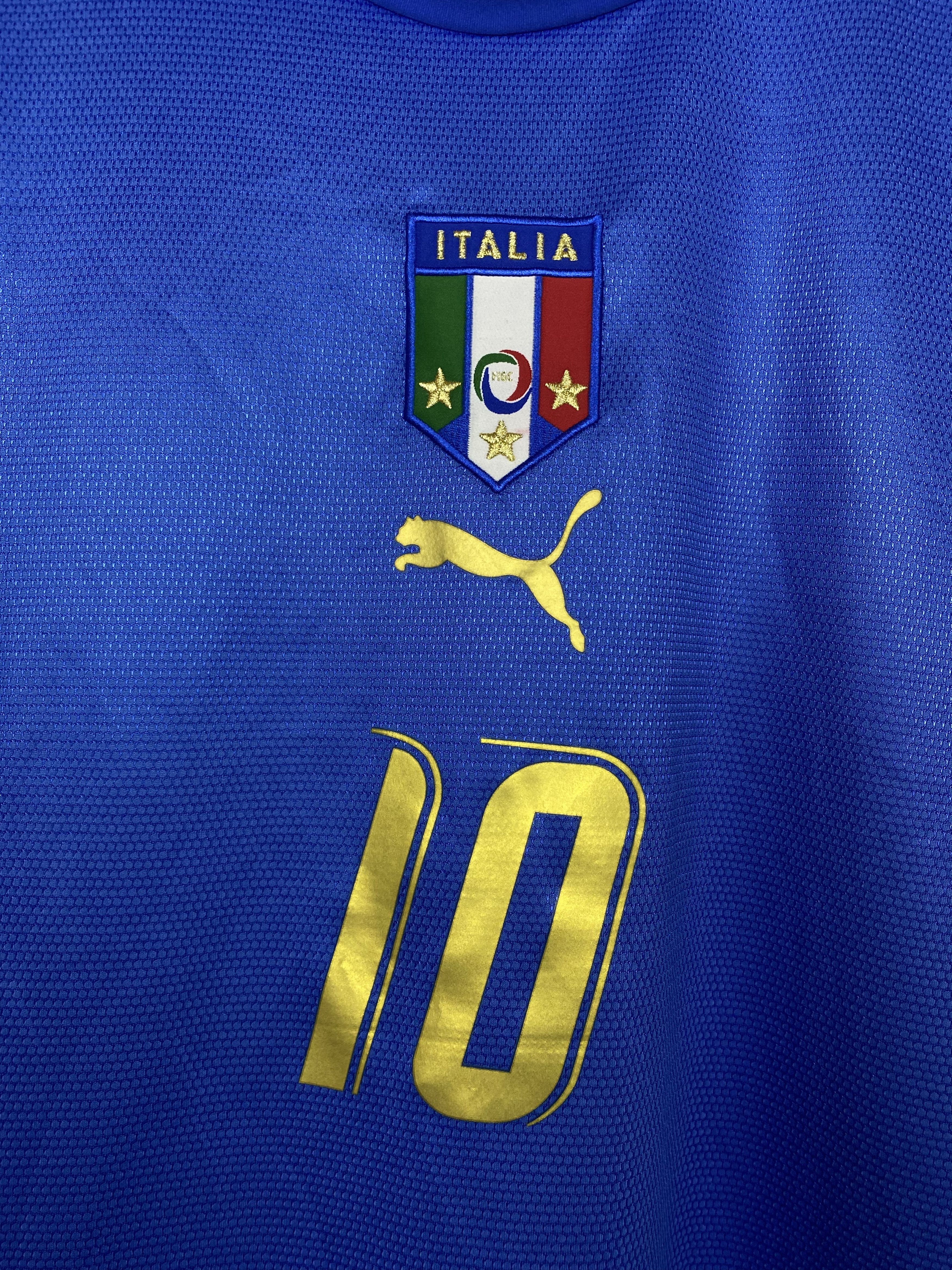 ITALY 2006 TOTTI #10 HOME SHIRT JERSEY PUMA by Neil Barrett