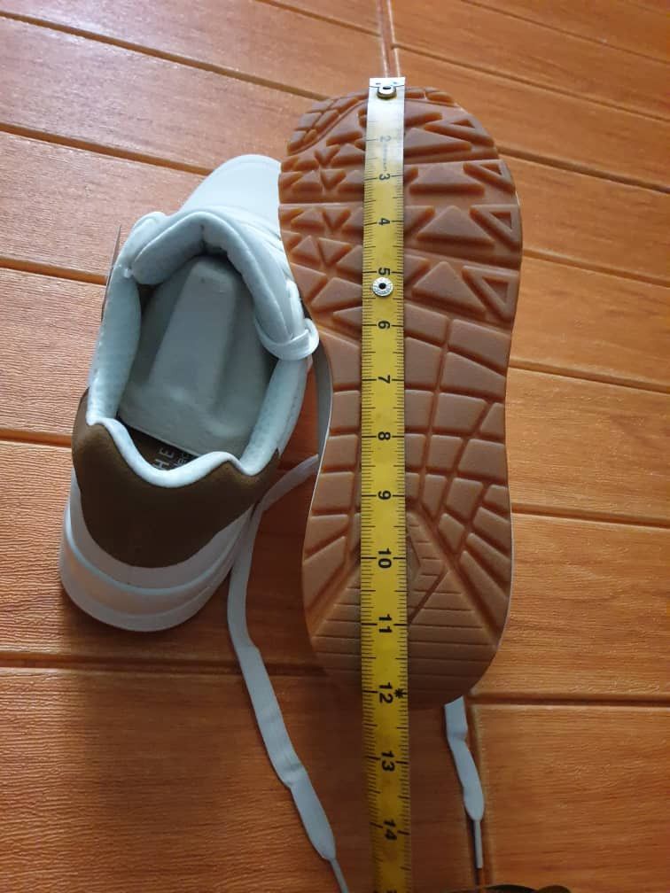 SKECHERS Skechers white colour memory foam sneaker Size US 11 / EU 44 - 13 Thumbnail