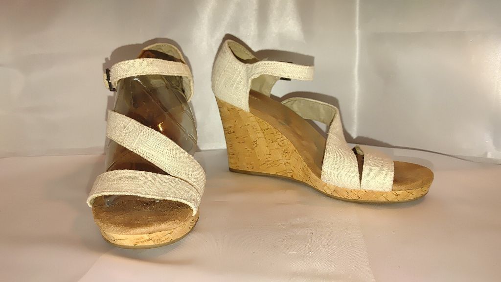 Toms Toms Clarissa Cork Wedge Sandal Size 7W Size US 7 / IT 37 - 6 Thumbnail