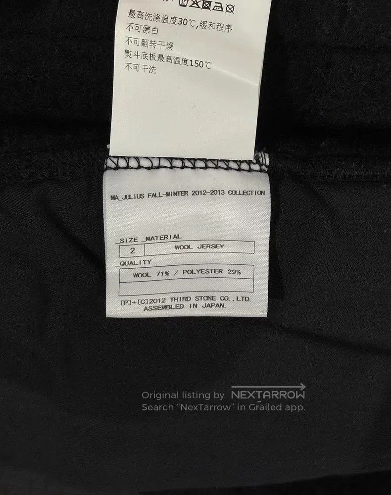 Julius Julius size M Elastic waist shorts, seven-eighths length p Size US 27 - 7 Thumbnail