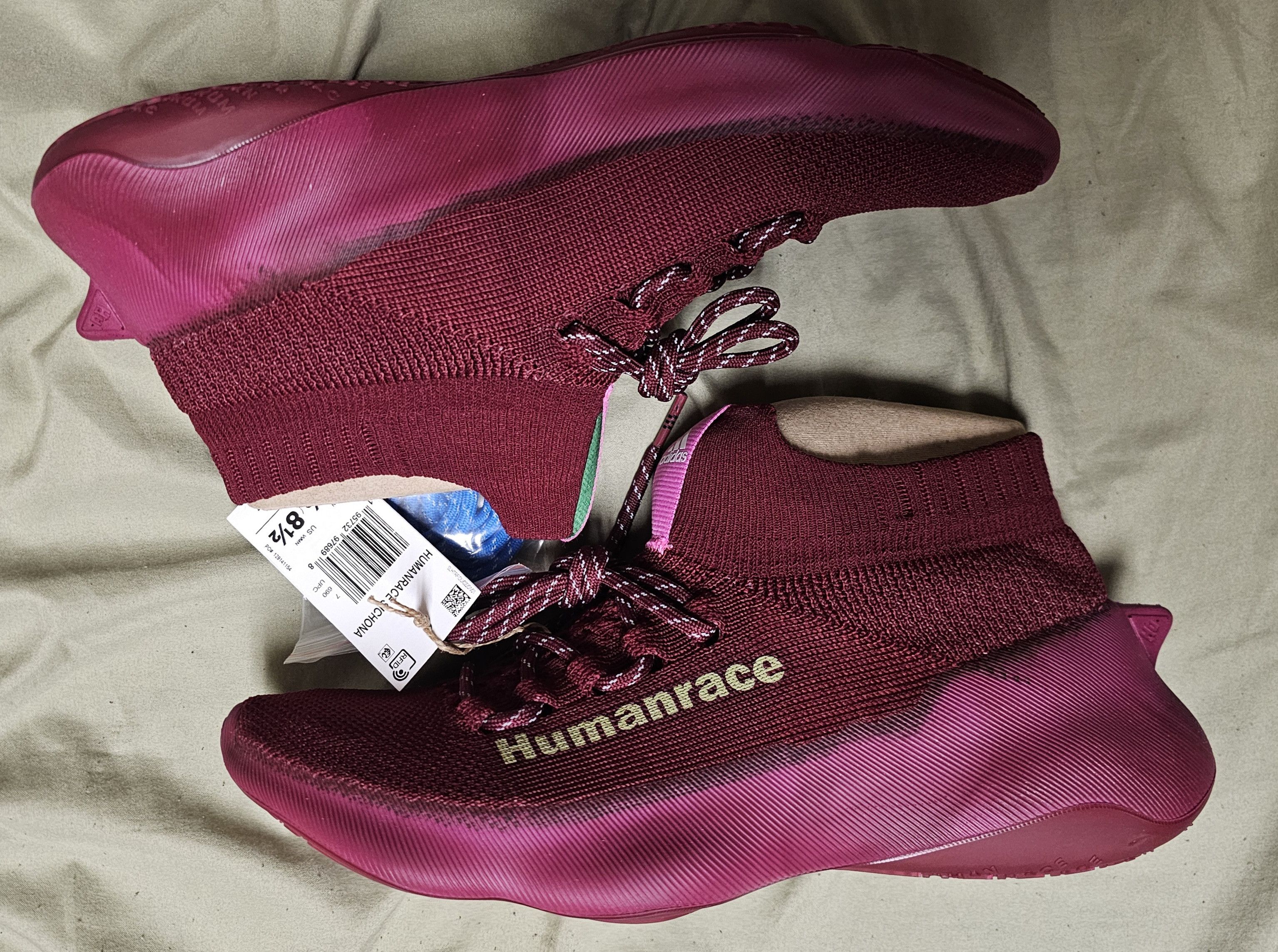 Humanrace × Pharrell ADIDAS HUMANRACE SIČHONA BURGUNDY Size US 7.5 / EU 40-41 - 2 Thumbnail