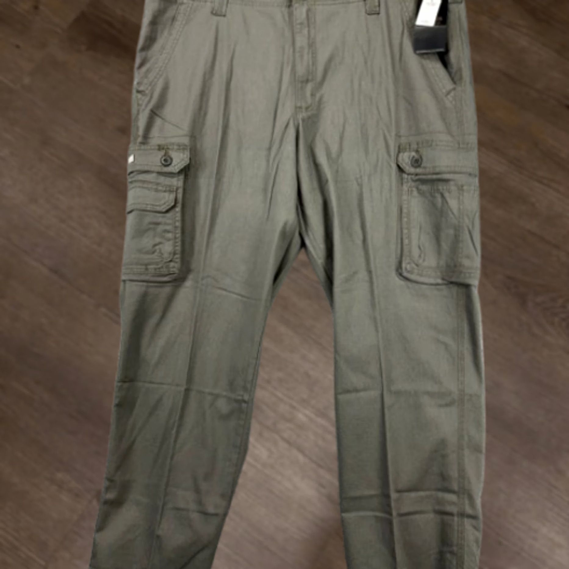 Lee Lee Cargo Pants Mens 42X30 Grey Straight Leg Flat Front Outdoor Stretch Logo NEW Size US 42 / EU 58 - 1 Thumbnail
