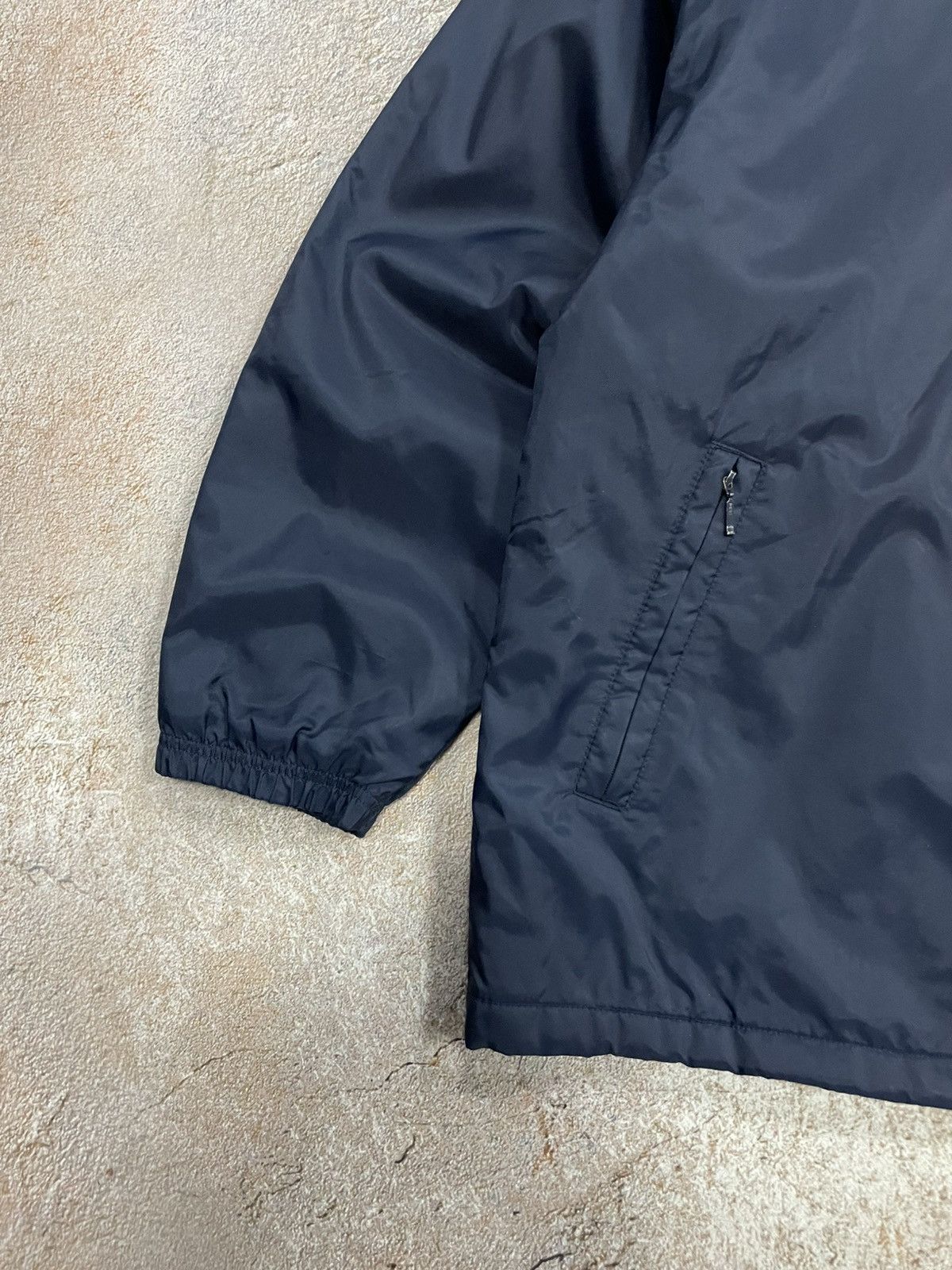 Nike Vintage Nike Big Swoosh Nylon Jacket Size US M / EU 48-50 / 2 - 6 Thumbnail