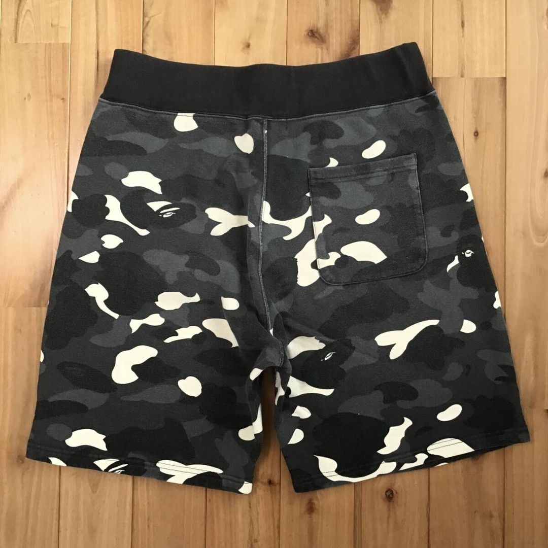 Bape 💫Glow in the dark💫 BAPE city camo sweat shorts ★size L Size US 34 / EU 50 - 4 Thumbnail