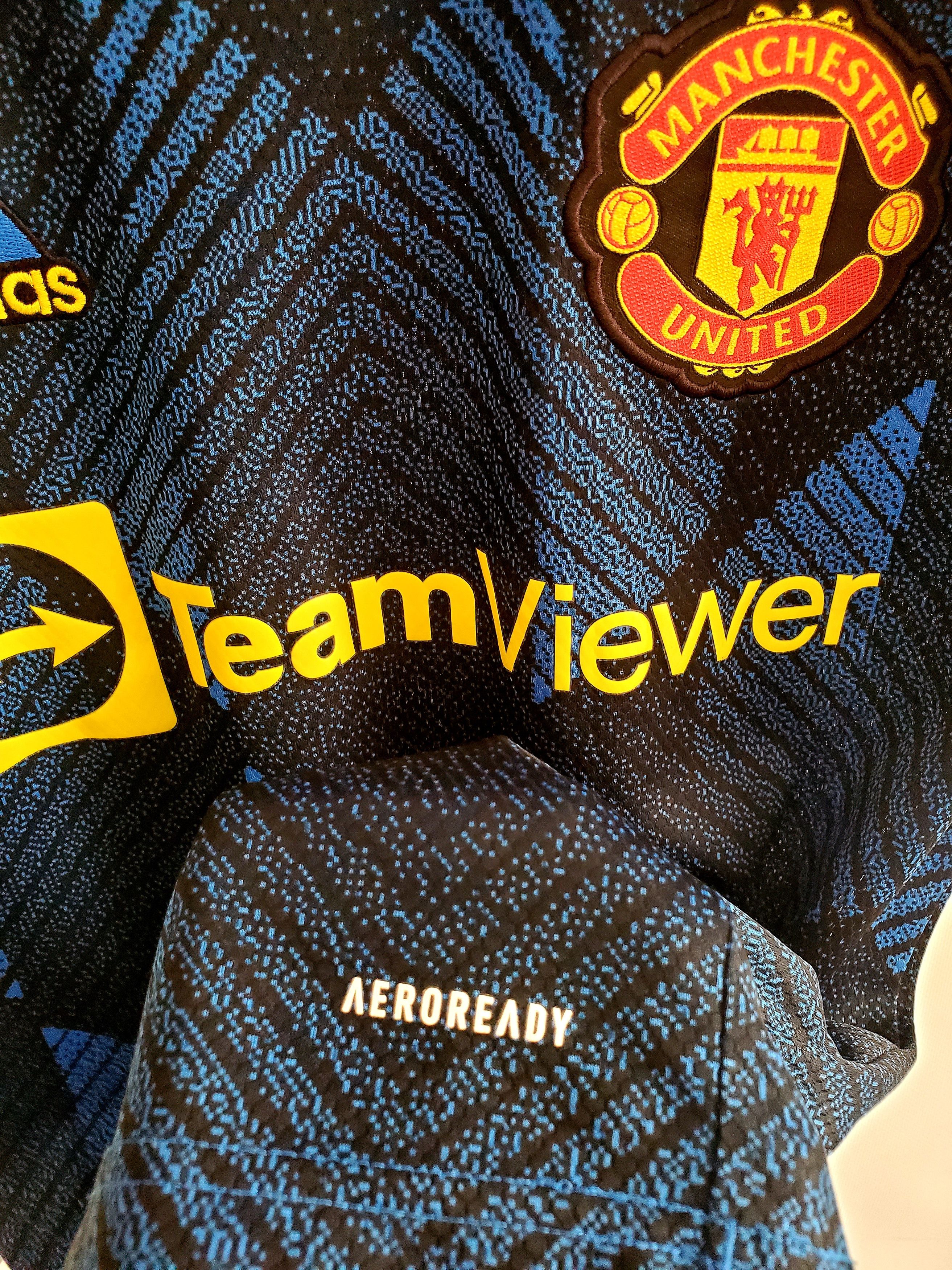 Adidas Manchester United 2021/2022 Away Jersey perfect condition S Size US S / EU 44-46 / 1 - 4 Thumbnail