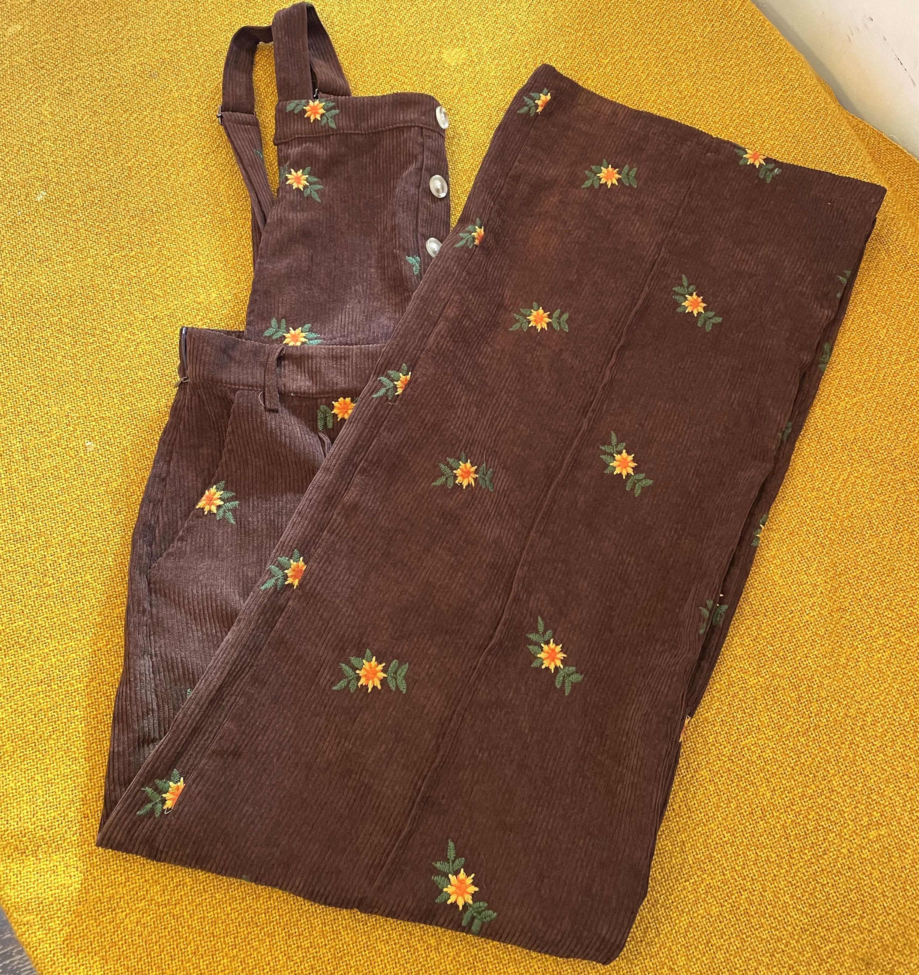 Other Chocolate-colored jumpsuit with a floral print. SizeXL. Size 27" / US 4 / IT 40 - 2 Thumbnail