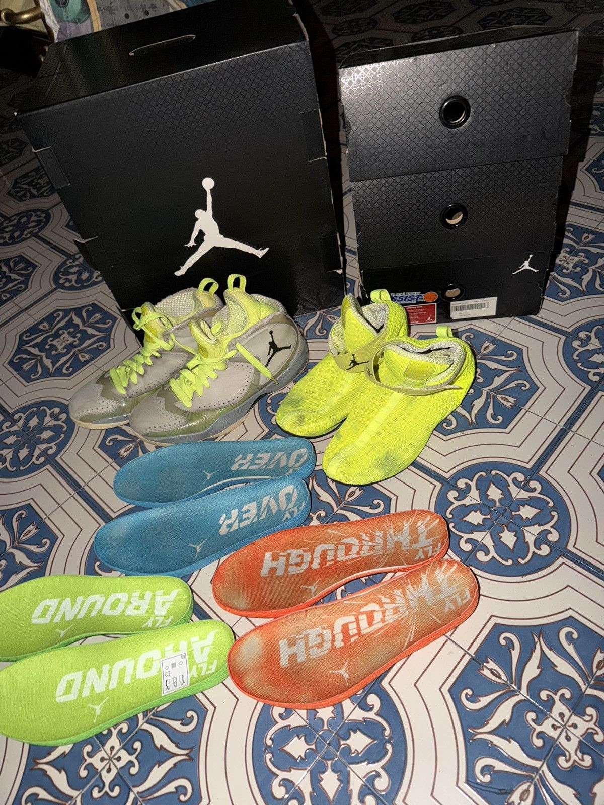Jordan Brand Jordan 2012 Wolf Grey Size US 9 / EU 42 - 1 Thumbnail