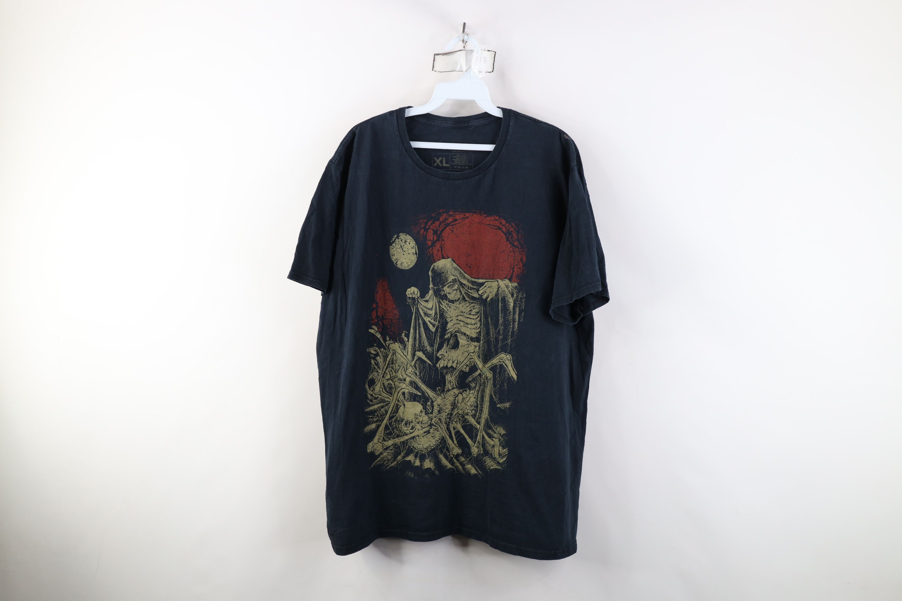 Vintage Vintage Y2K Streetwear Reaper Skeleton Emo T-Shirt Black Size US XL / EU 56 / 4 - 1 Thumbnail