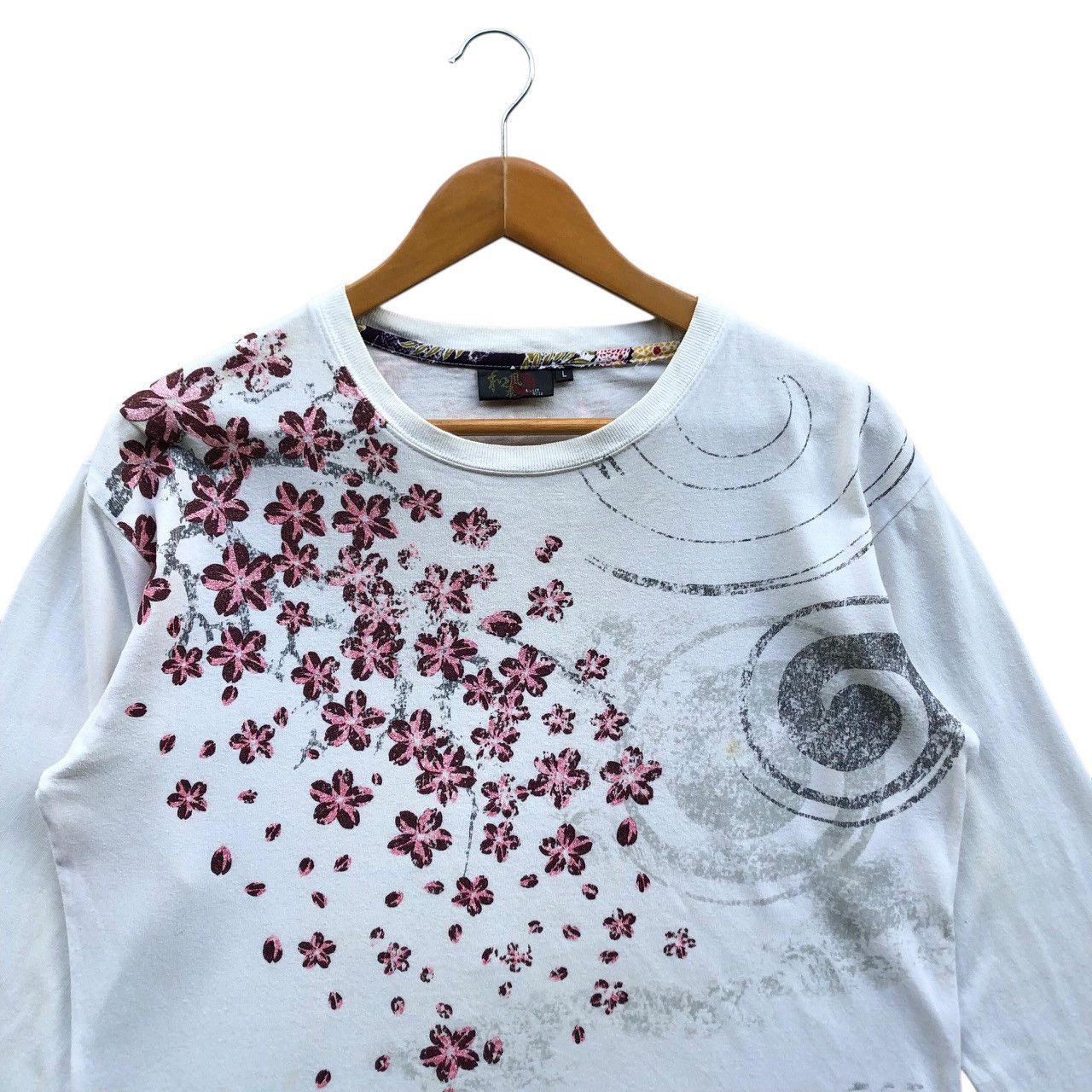 Karakuri Tamashii Japanese SUKAJAN kakakuri tamashi flower koi tshirt Size US L / EU 52-54 / 3 - 3 Thumbnail