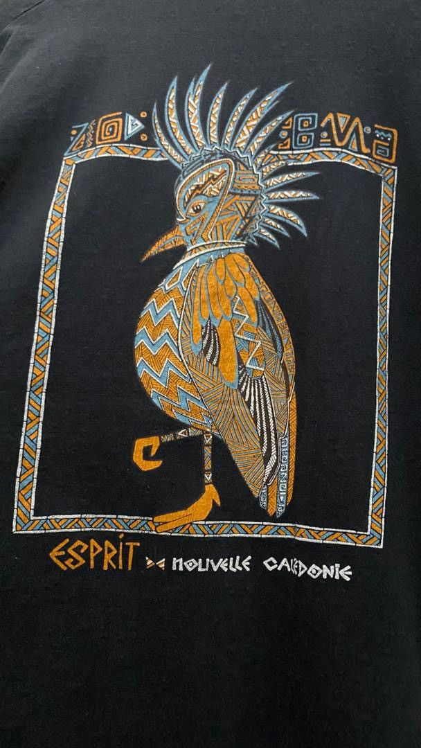 Vintage Vintage 90's Esprit Nouvelle Caledonie Art Tshirt Size US L / EU 52-54 / 3 - 7 Thumbnail