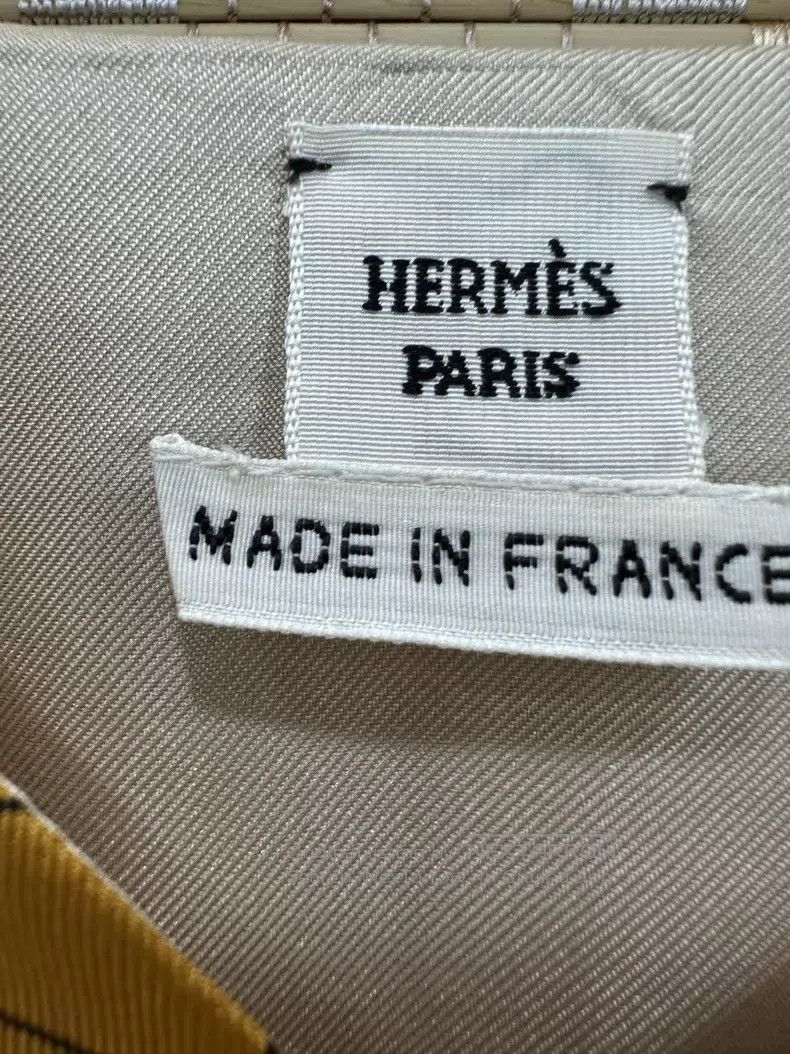 Hermes Hermes Silk cashmere pieced irregular short-sleeve top Size XXS / US 00 / IT 34 - 3 Thumbnail
