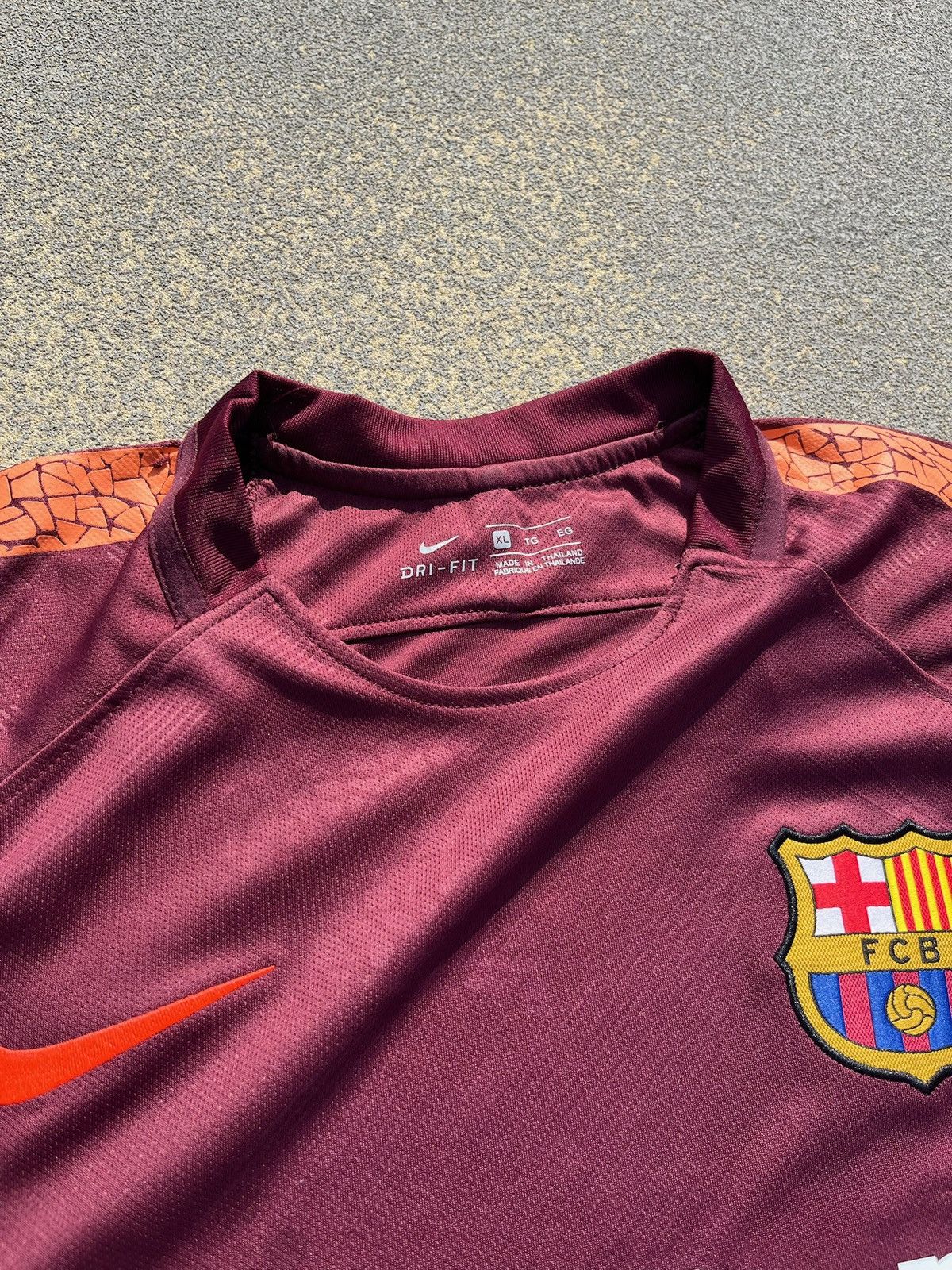 Nike Barcelona Size US XL / EU 56 / 4 - 3 Thumbnail
