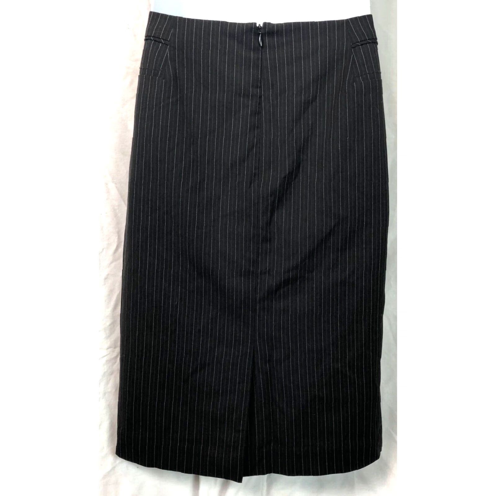Worthington Worthington Stretch Straight Skirt 12 Black Pinstripe Knee Length Lined 34”waist Career Women Size 34" / US 12 / IT 48 - 3 Thumbnail
