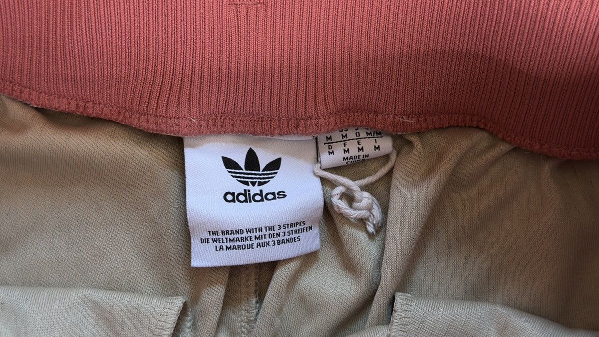 Adidas × Eric Emanuel Eric Emanuel x Adidas Floral Shorts - Medium - Used Size US 32 / EU 48 - 4 Thumbnail