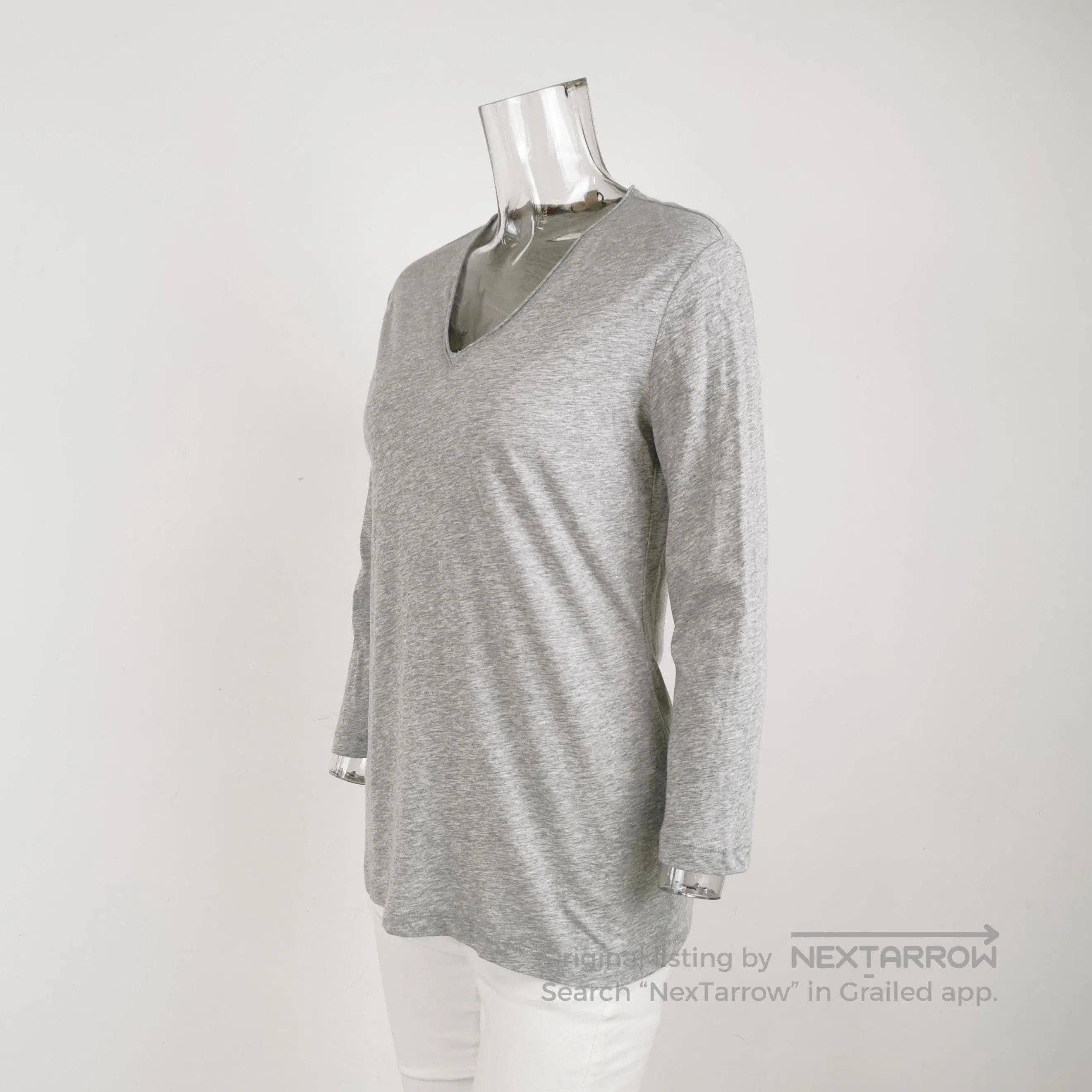 Burberry Burberry Brit Long Sleeve V-Neck T-Shirt . Size US M / EU 48-50 / 2 - 2 Thumbnail