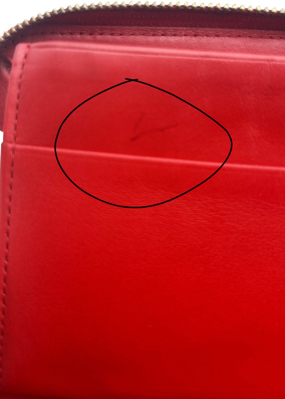 Louis Vuitton Louis Vuitton Patent Leather Wallet Size ONE SIZE - 9 Thumbnail