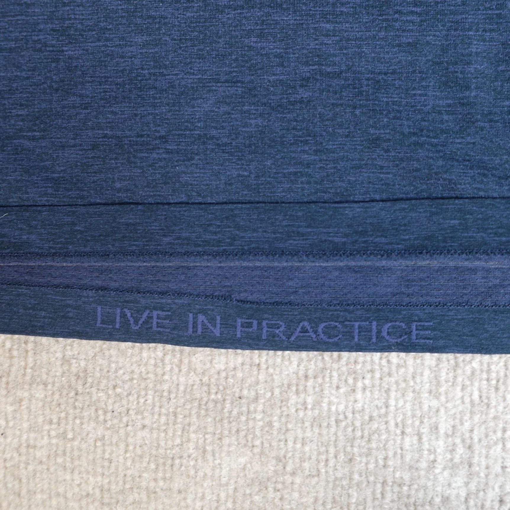 Lululemon Lululemon Polo Shirt XL Blue Solid Short Sleeve Metal Vent Tech Raglan Men Regular Sports Golf Shirt Size US XL / EU 56 / 4 - 7 Thumbnail