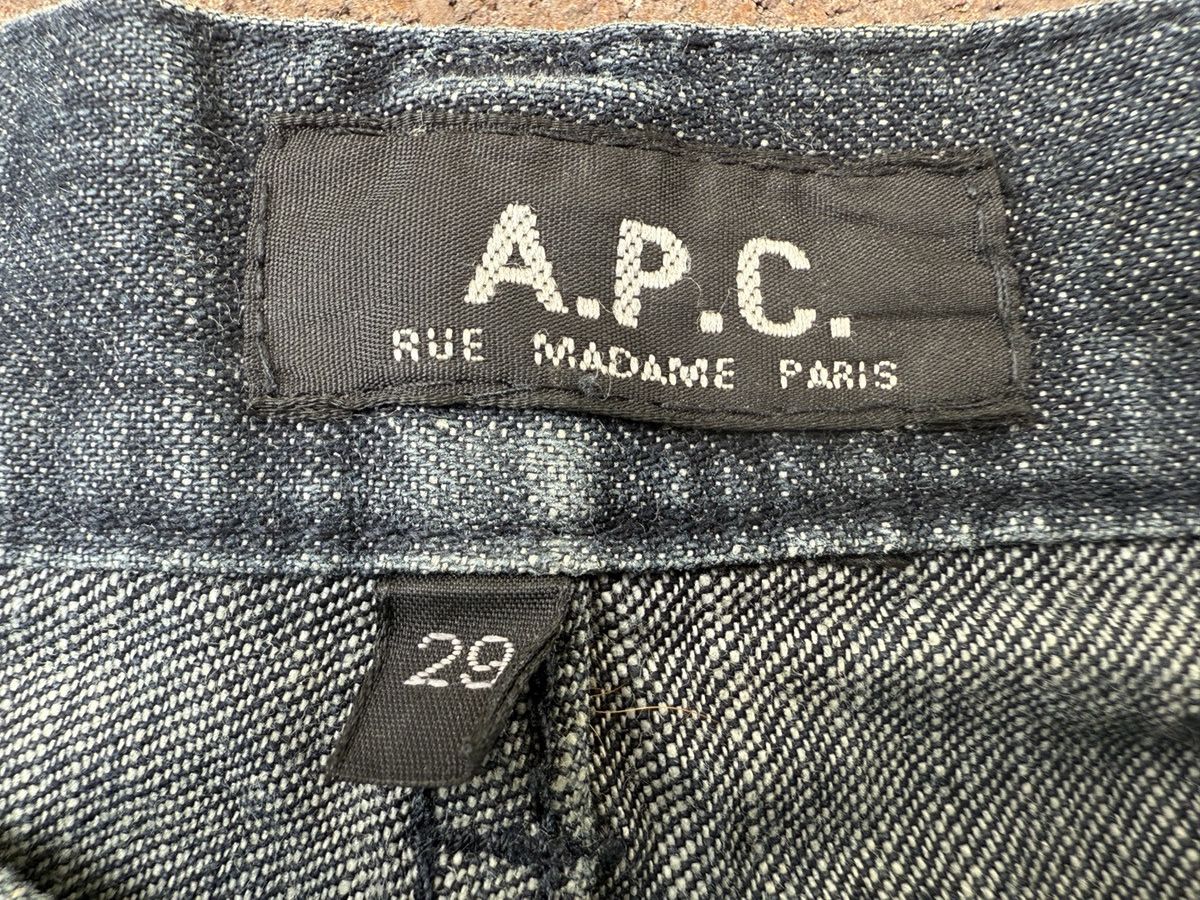 A.P.C. Straight Leg Well-Worn Fades Size US 29 - 14 Thumbnail