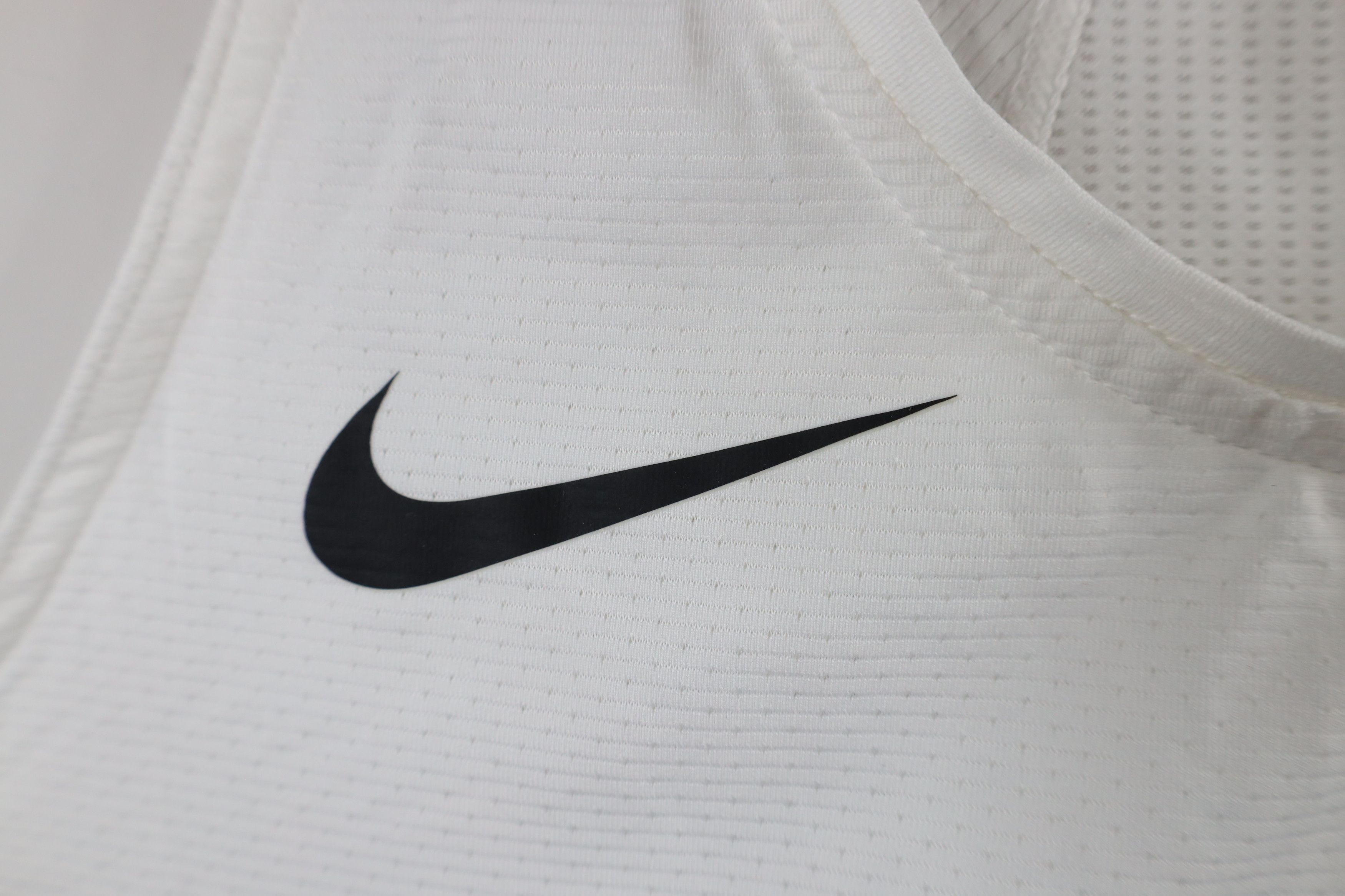 Nike × Vintage Nike Pro Issued Compression Training Tank Top T-Shirt White Size US XL / EU 56 / 4 - 7 Thumbnail