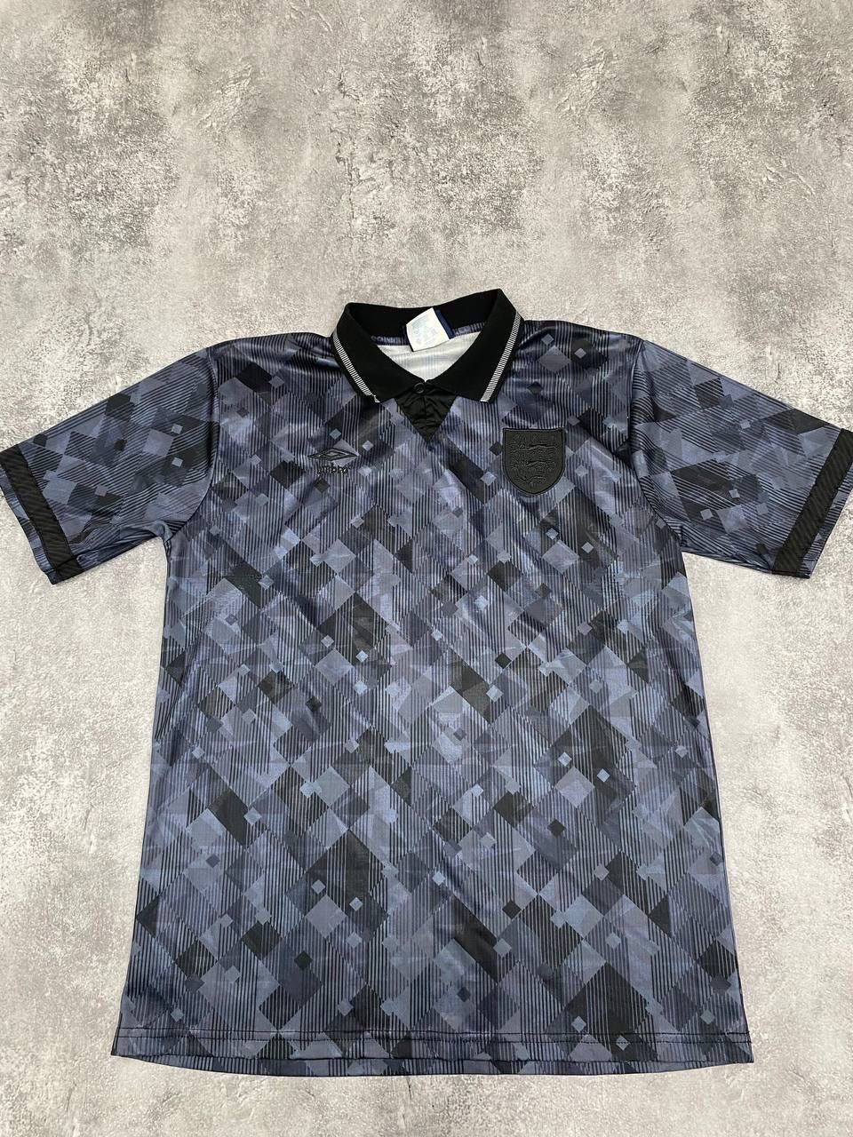 Umbro Umbro Men Polyester England 1990 Third Shirt Retro Blue Size US L / EU 52-54 / 3 - 1 Thumbnail