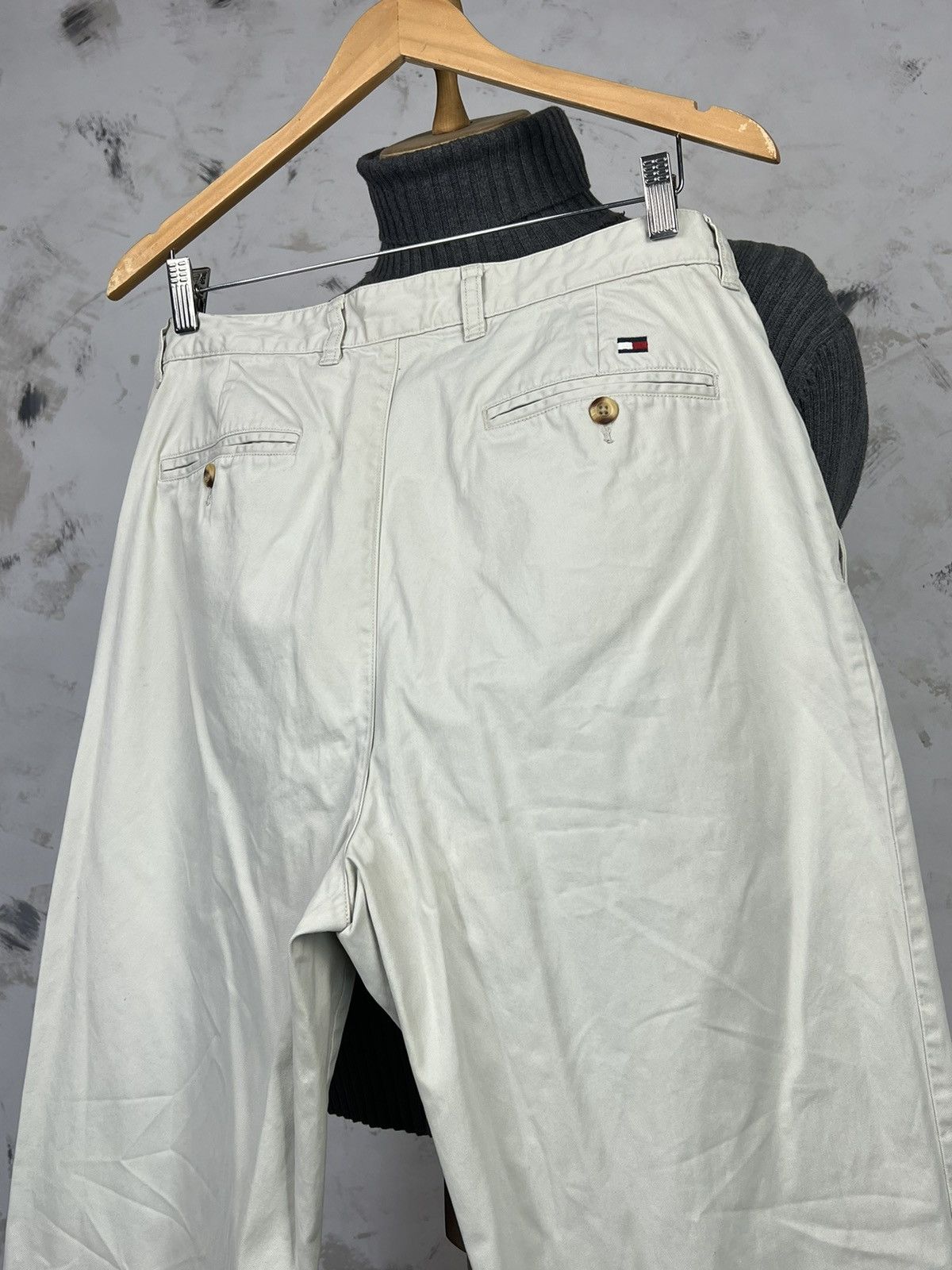 Tommy Hilfiger Vintage Tommy Hilfiger Pants Size 34 - 32 Size US 34 / EU 50 - 7 Thumbnail