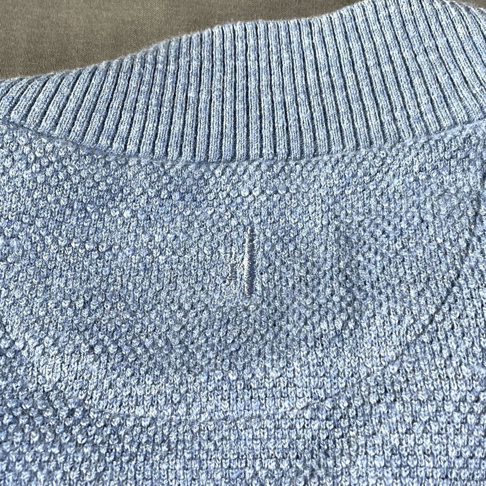 johnnie-O VINTAGE Johnnie-O Sweater Mens Medium Blue Textured Pullover Golf Crest Knit Wool blend Size US M / EU 48-50 / 2 - 7 Thumbnail