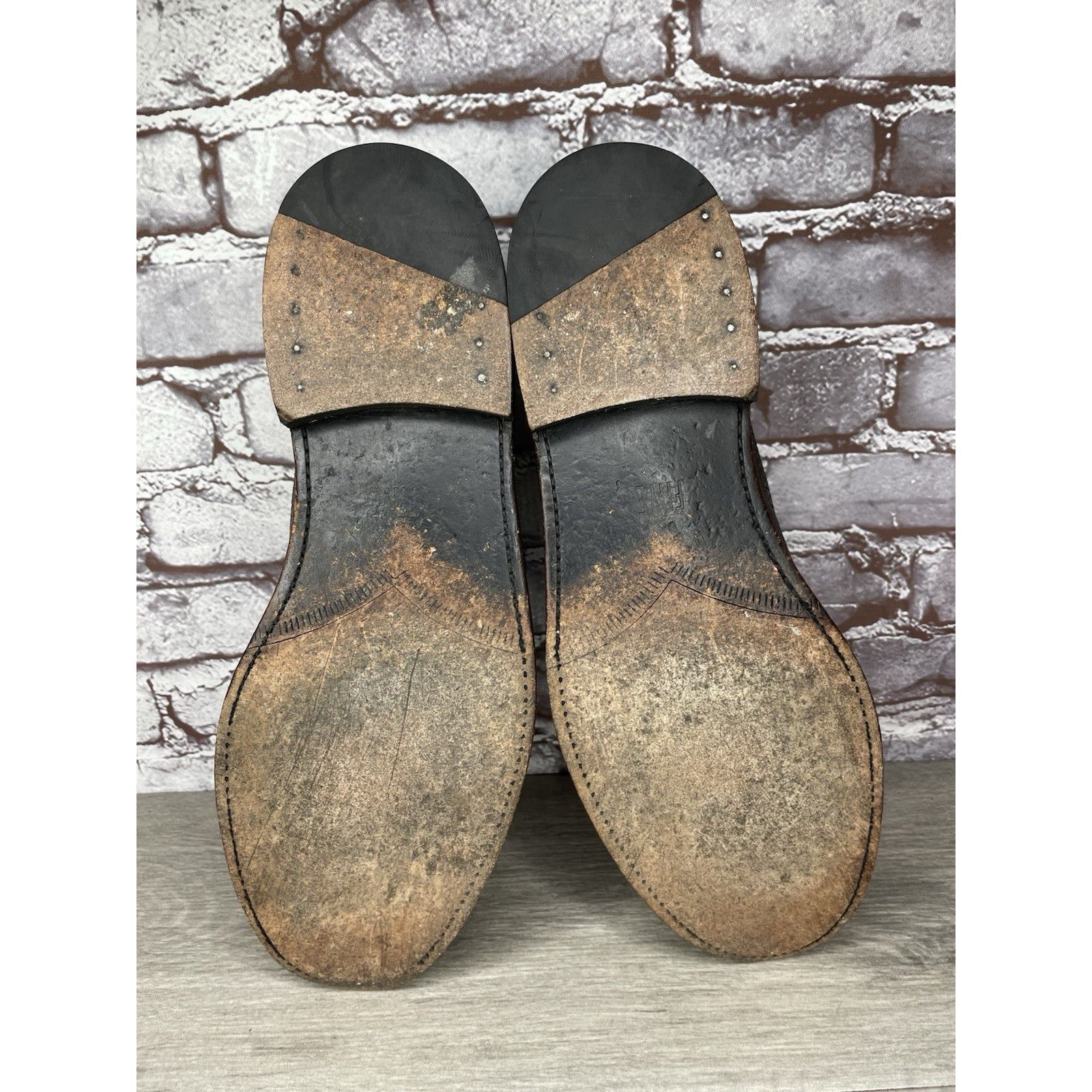 Frye Frye Jones Wingtip Dark Brown Leather Distressed Dress  display picture 2