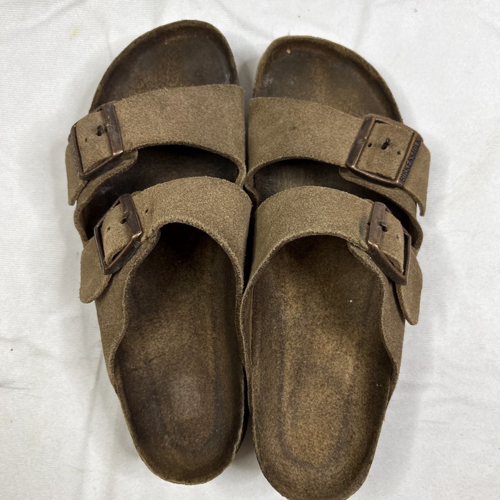 Birkenstock Birkenstock Arizona Sandal Leather Suede Tan Women's 38 US 7 Men’s 5 Buckle Straps Leather Insole Outsole Germany Vintage? Size US 7 / IT 37 - 4 Thumbnail