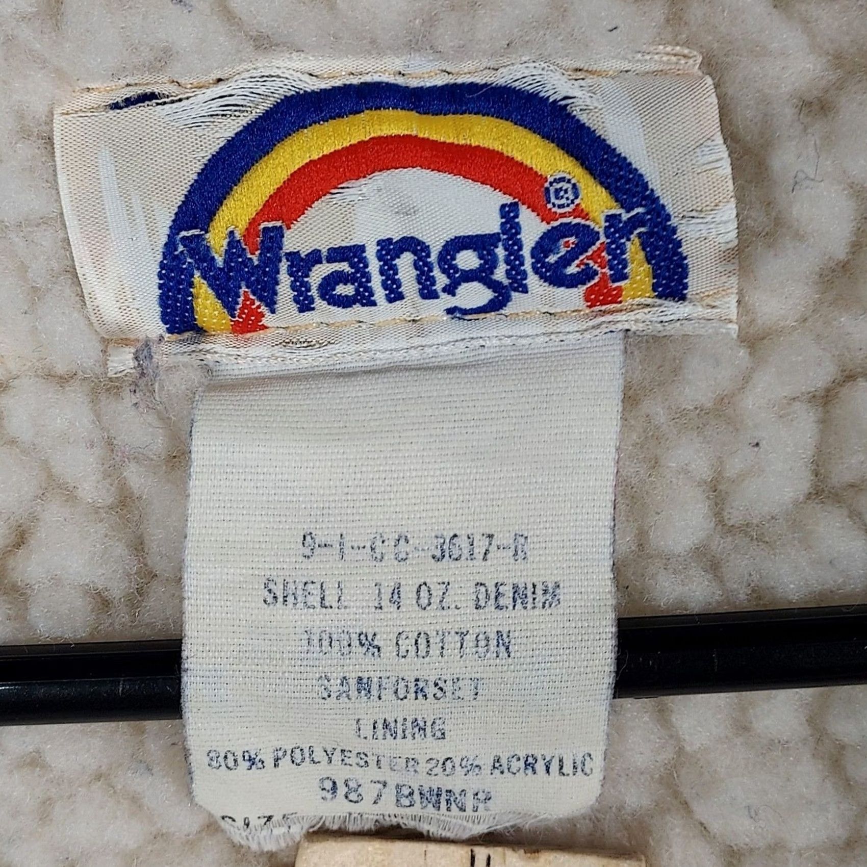 Wrangler VINTAGE Wrangler Denim Vest Mens Medium Western Blue Lined Sherpa Button-Down USA 987BWWR Size US M / EU 48-50 / 2 - 4 Thumbnail